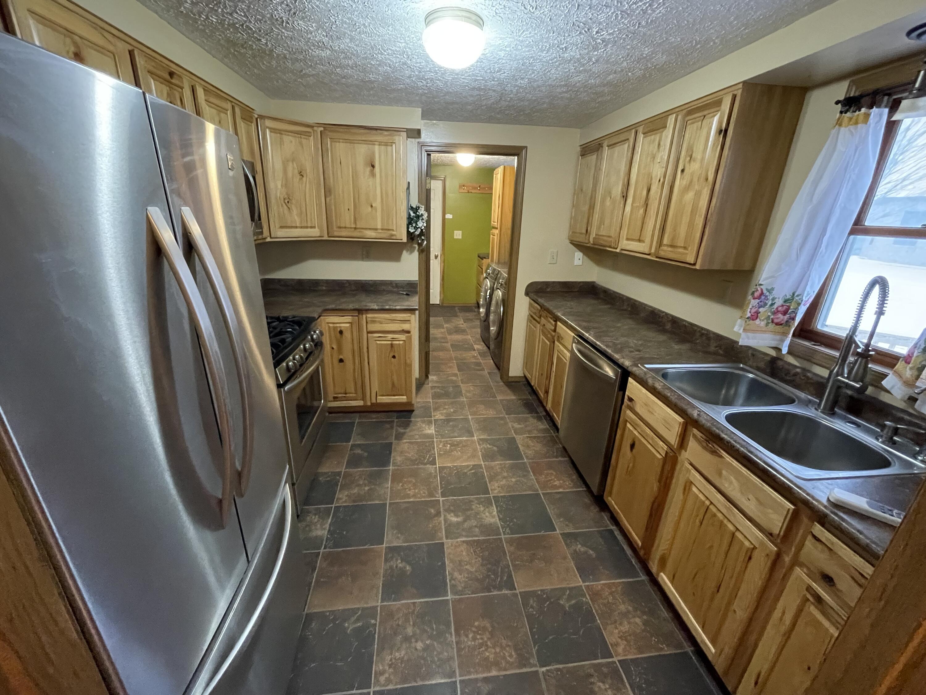 405 E Elm Street