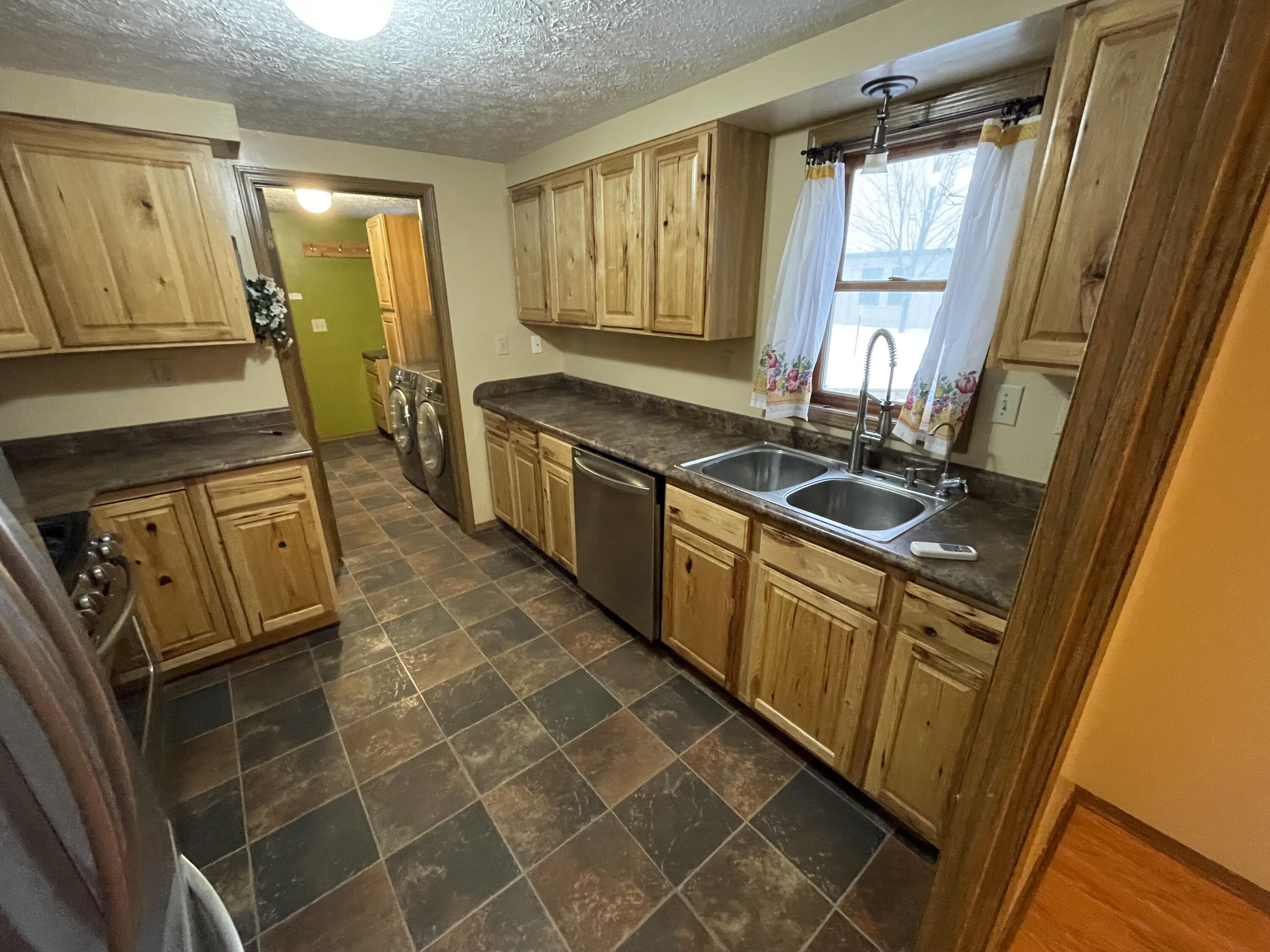 405 E Elm Street