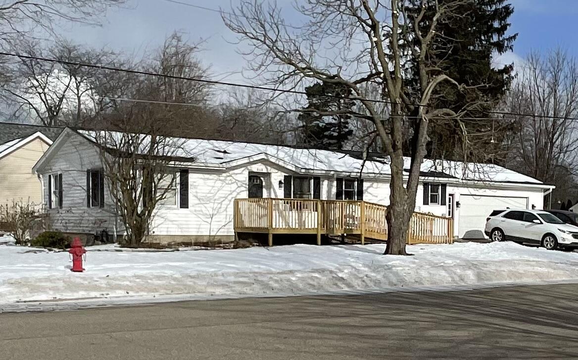405 E Elm Street