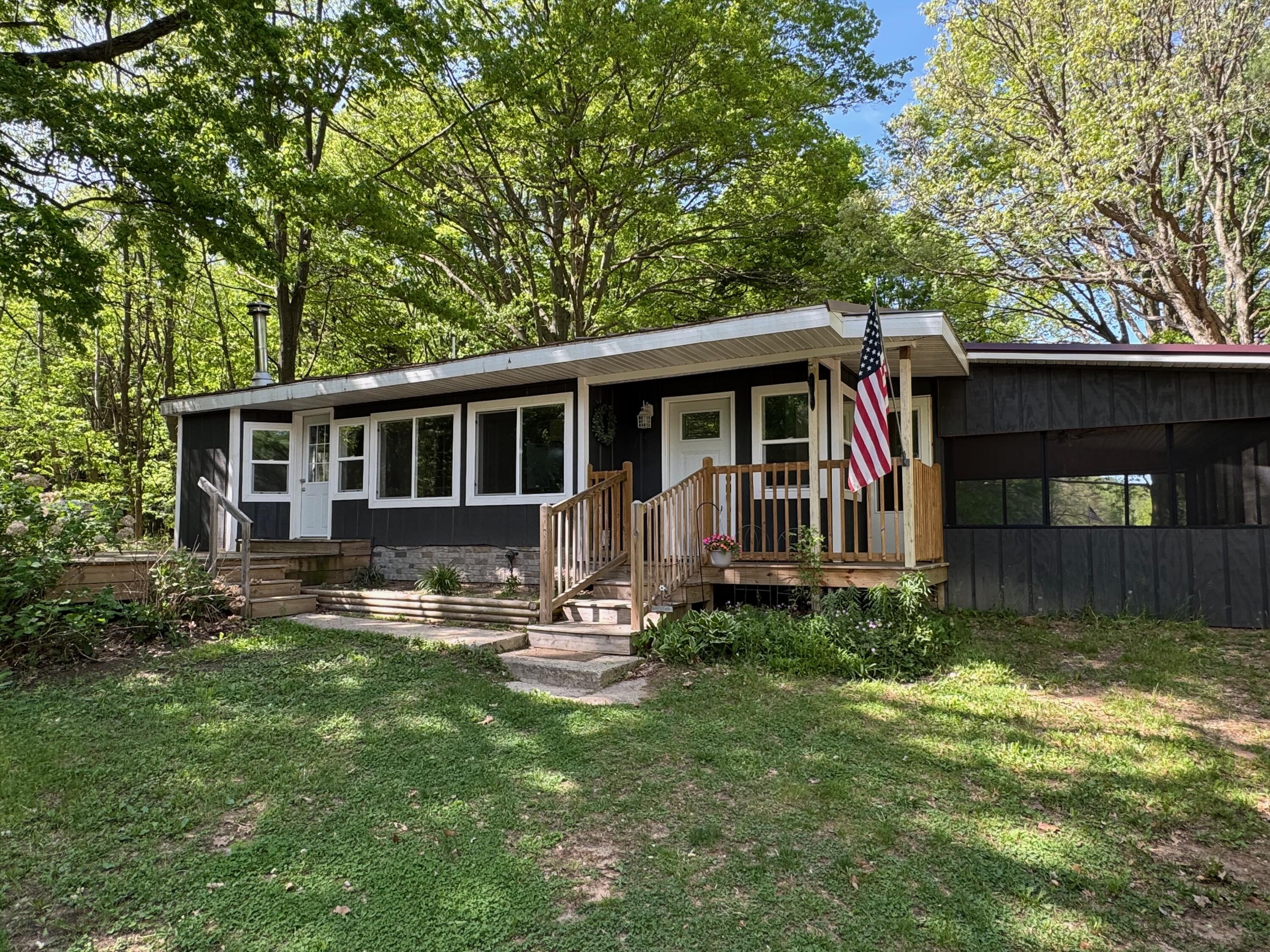 9398 3 Mile Road