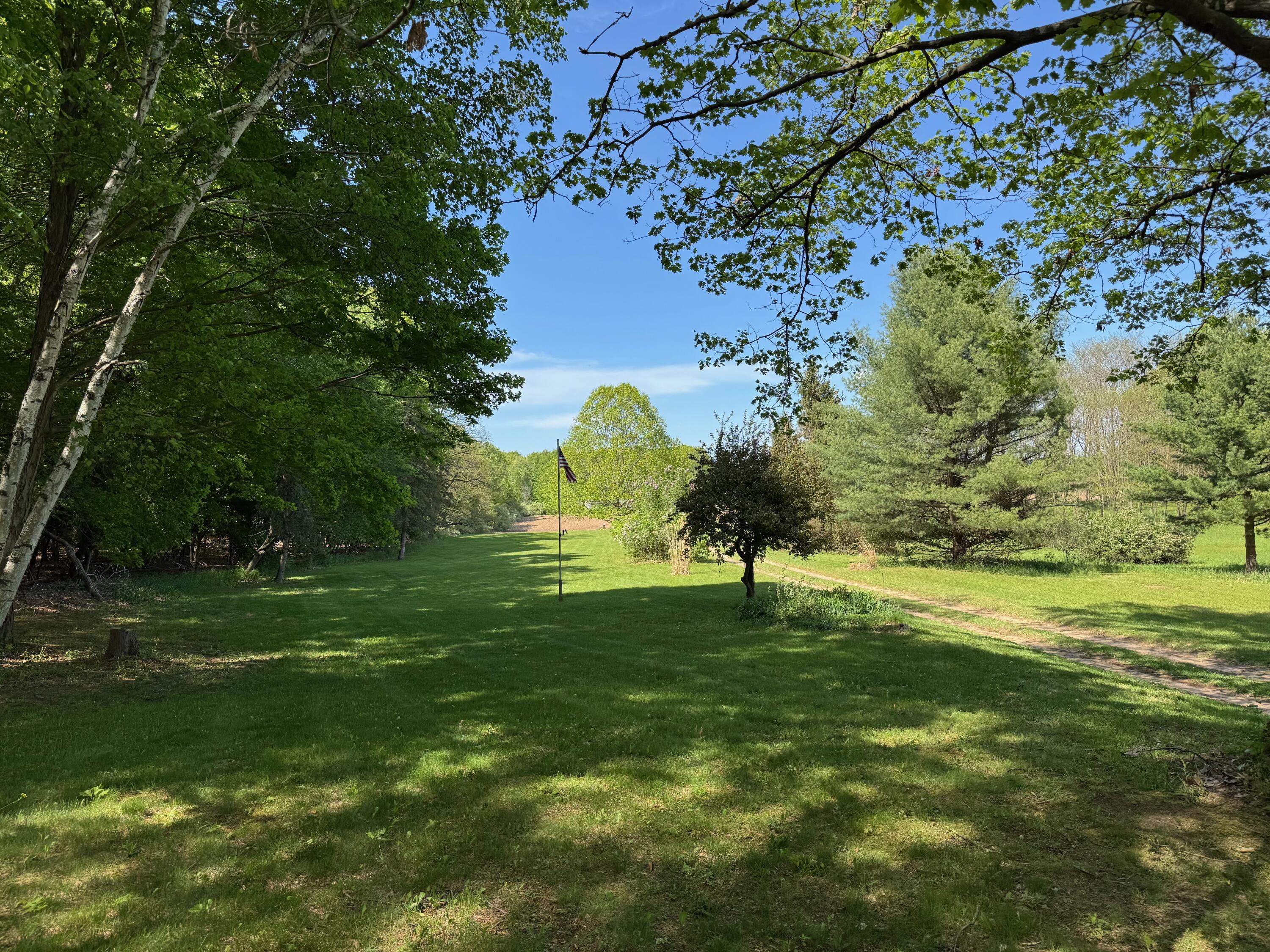 9398 3 Mile Road