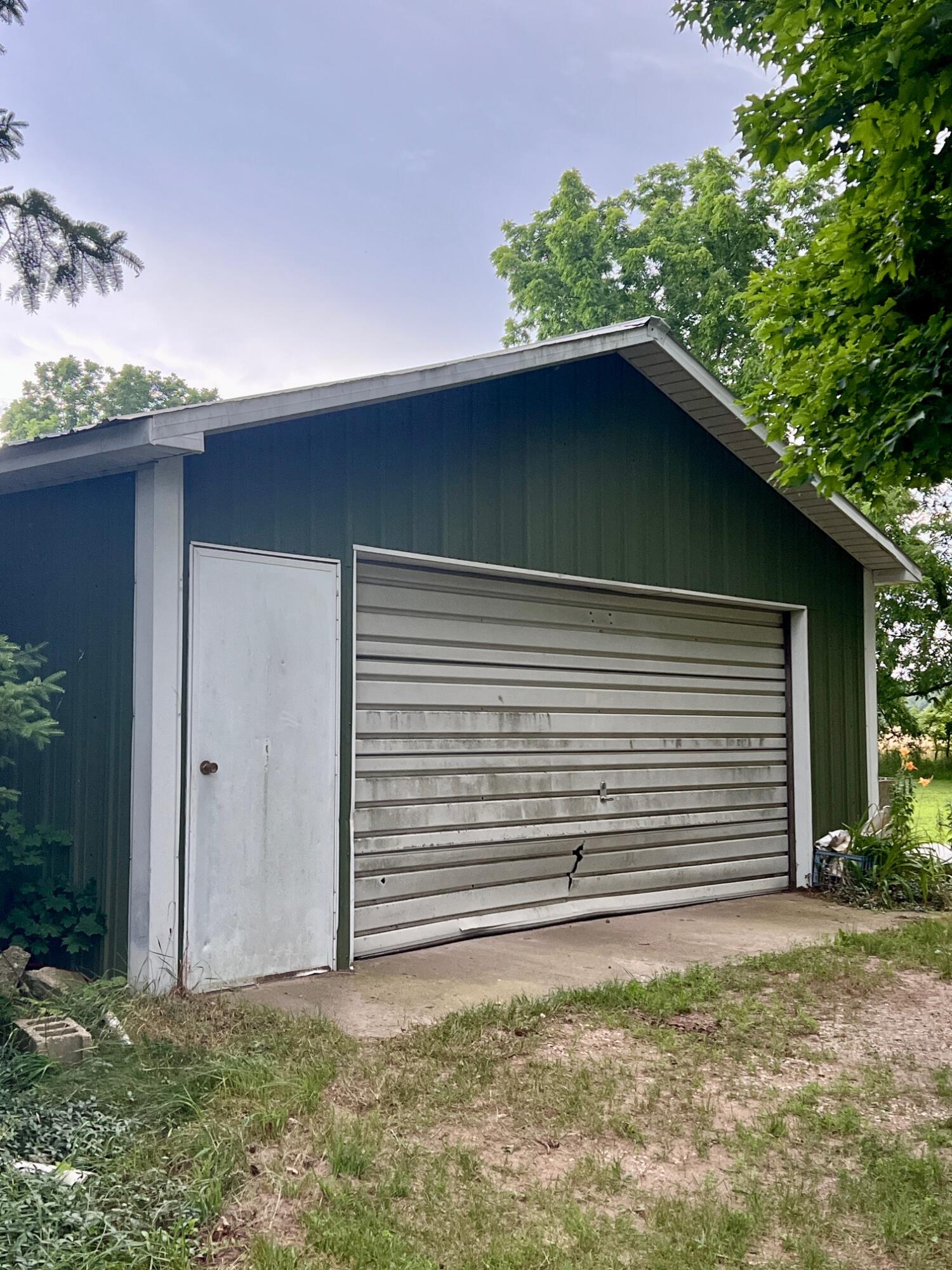 7220 W 64th Street