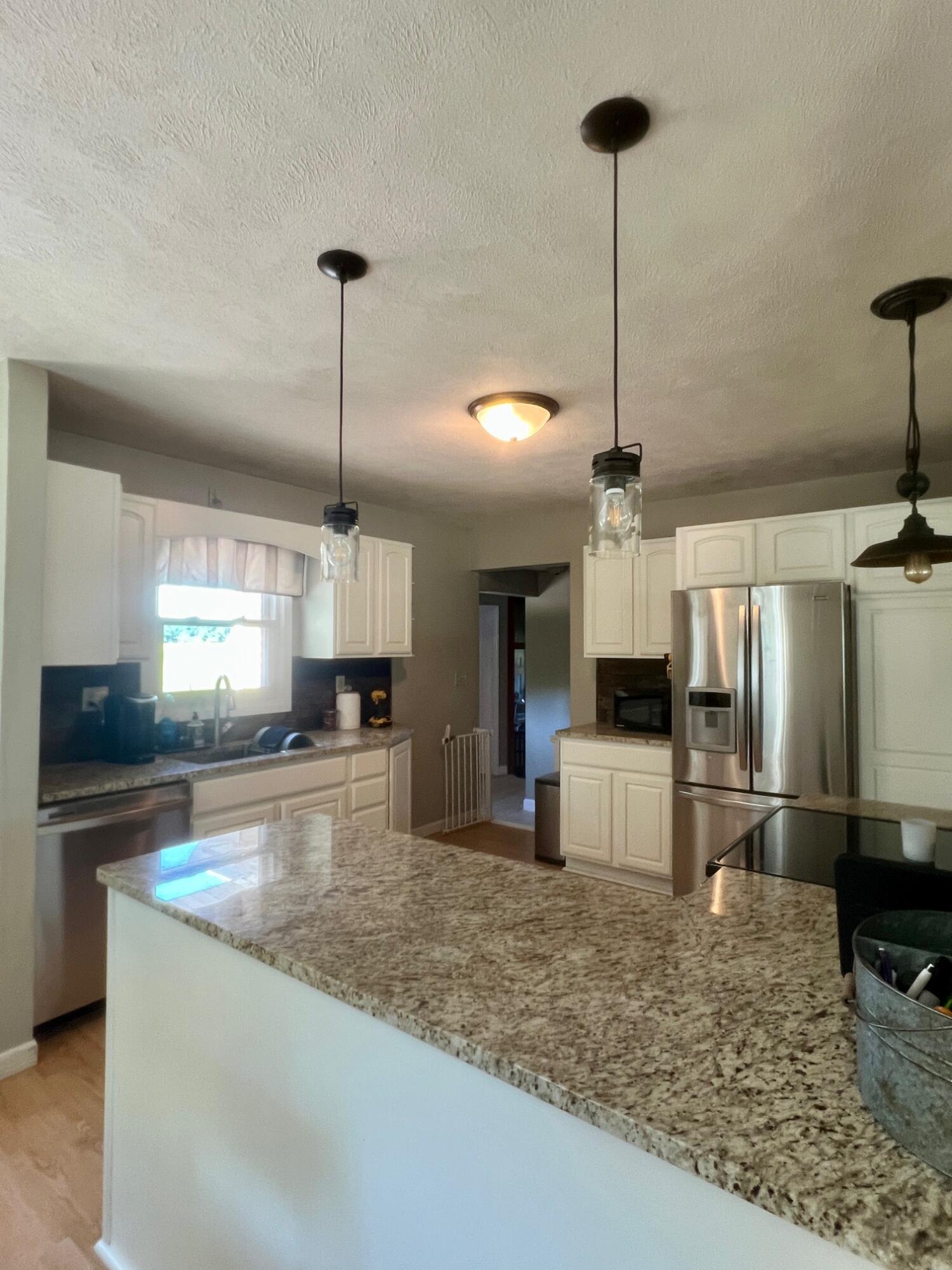 7220 W 64th Street