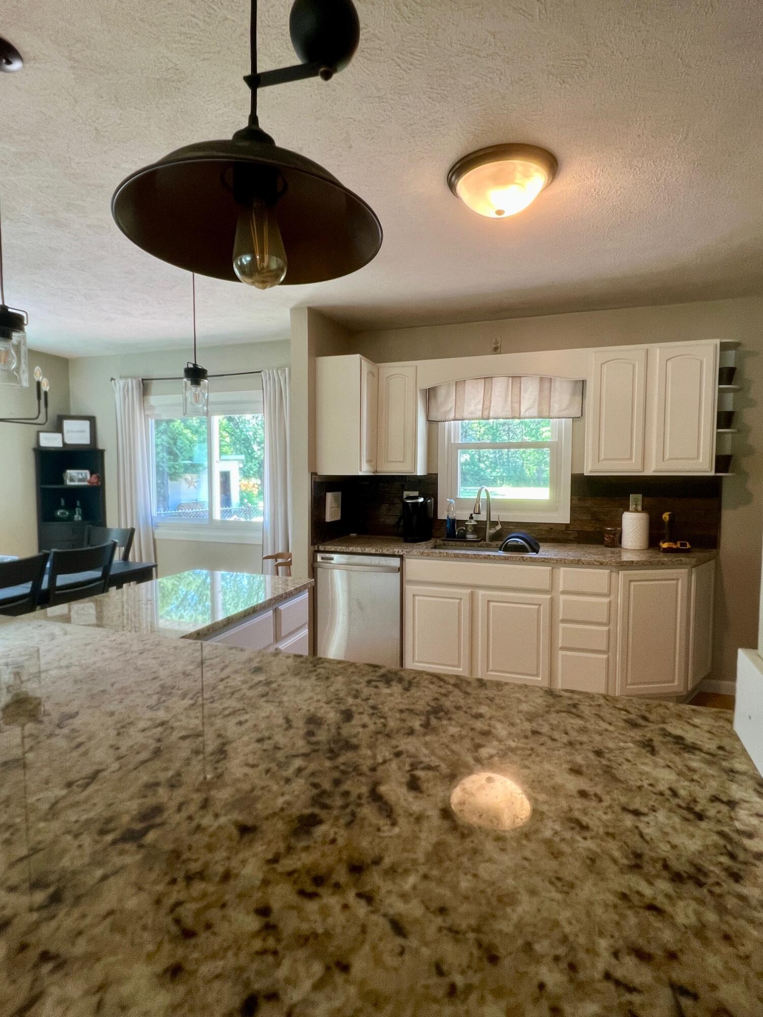 7220 W 64th Street