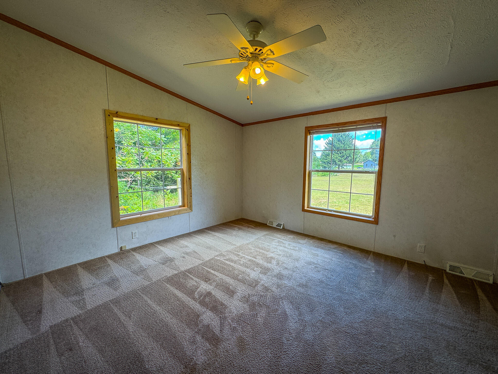 4483 Meadowbrook Lane