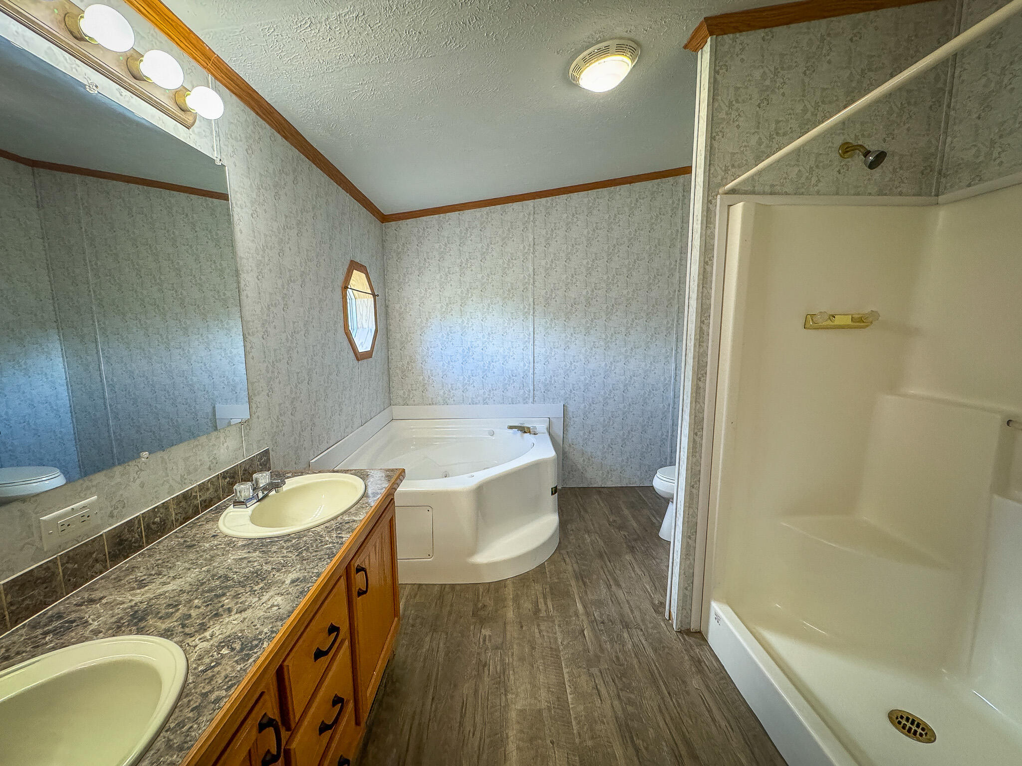 4483 Meadowbrook Lane