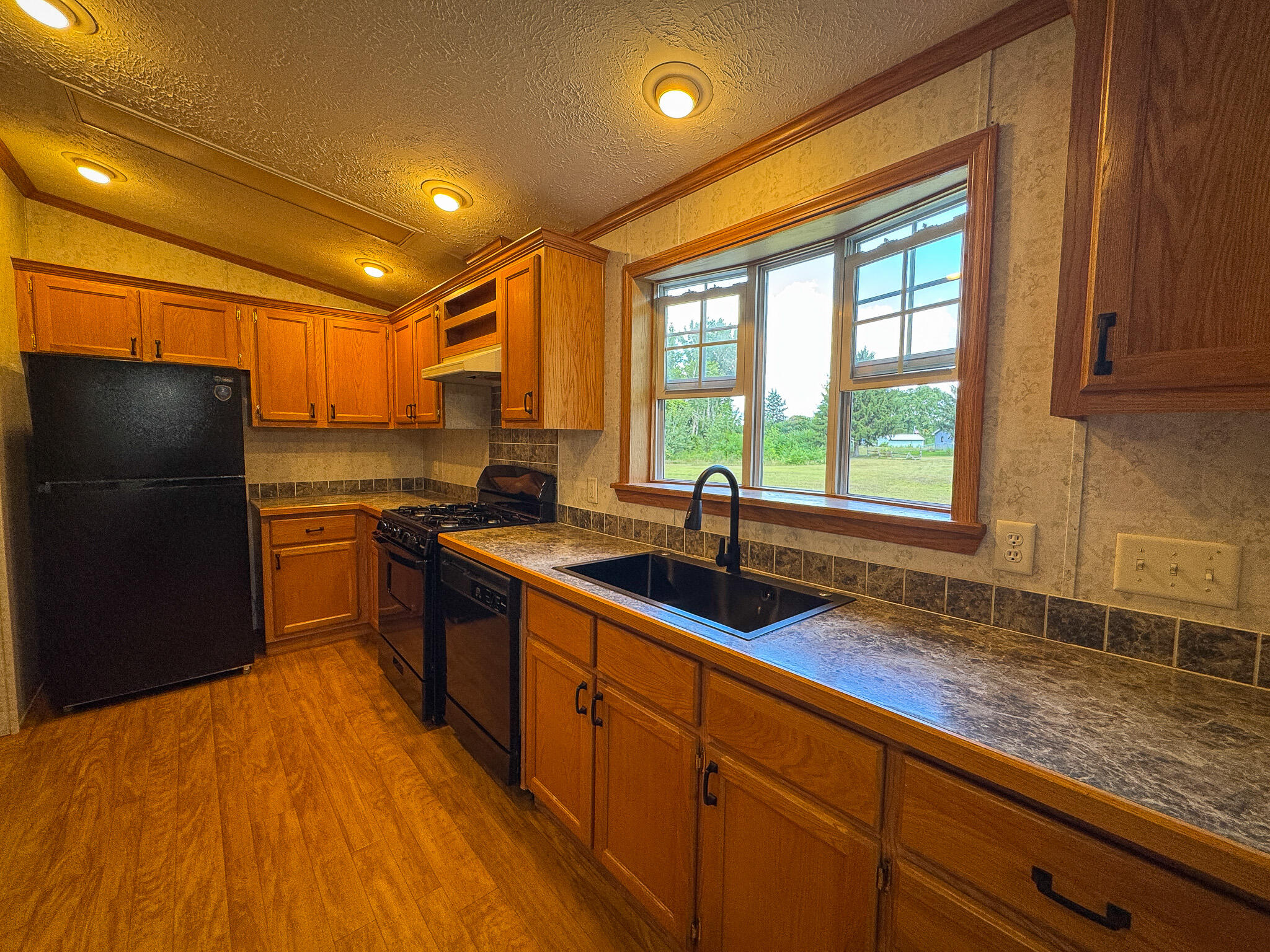 4483 Meadowbrook Lane