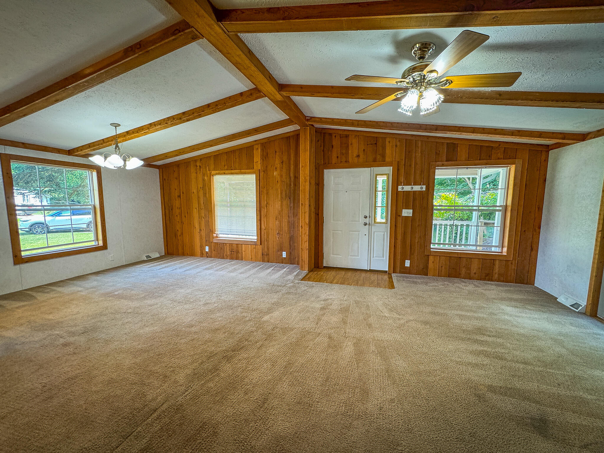 4483 Meadowbrook Lane
