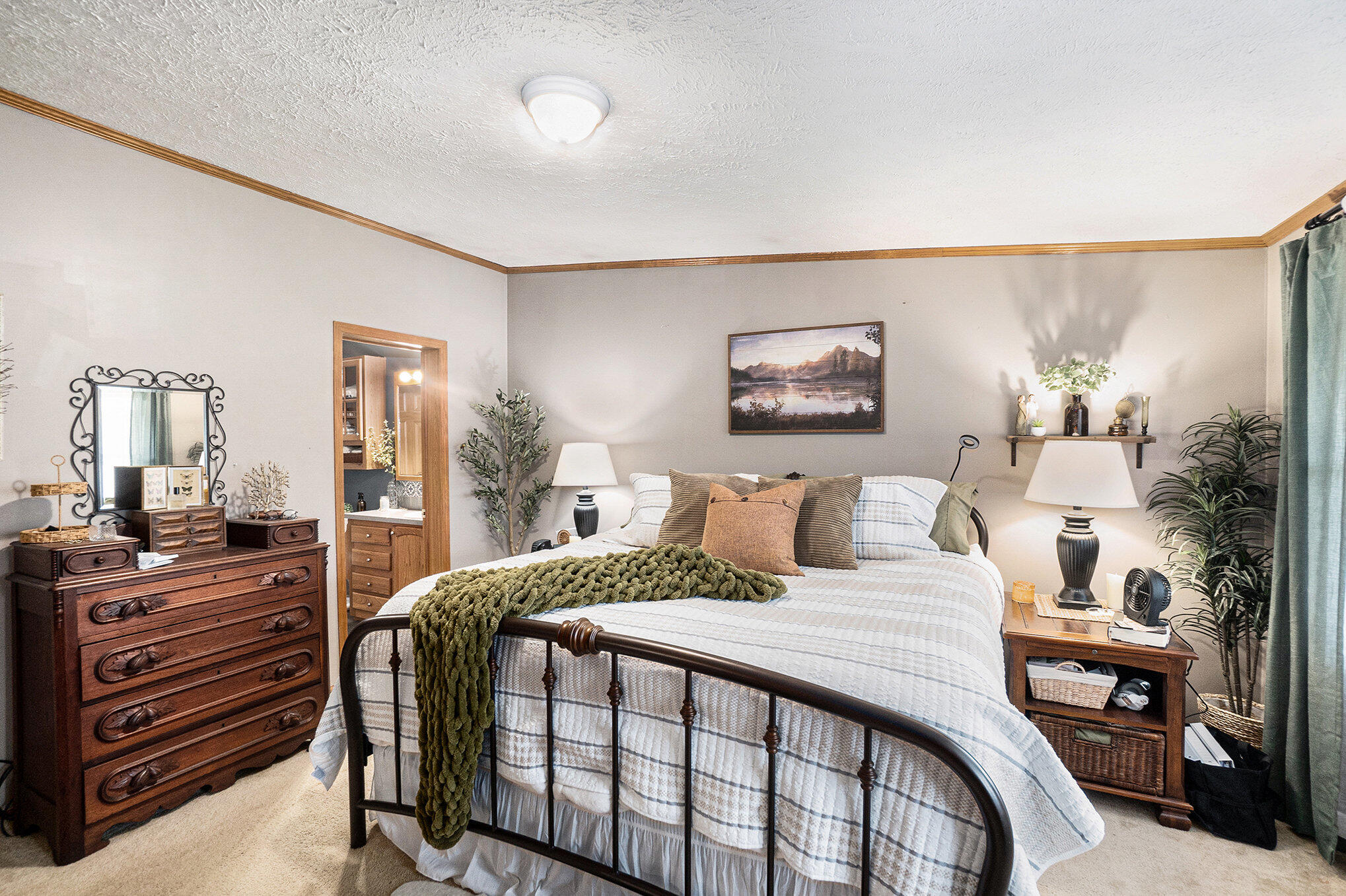 5735 W 100th Street