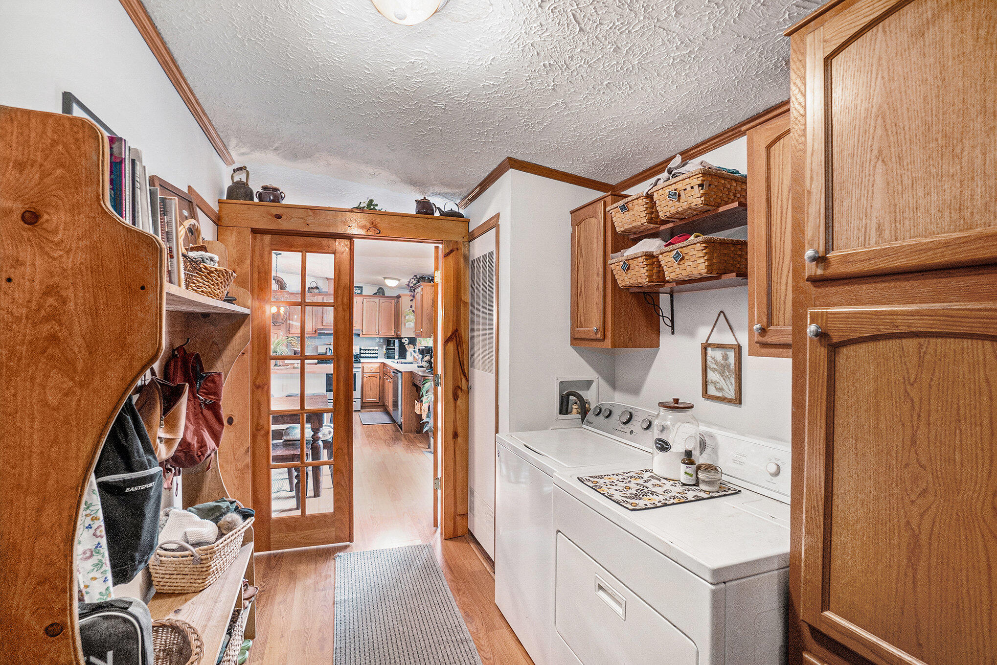 5735 W 100th Street