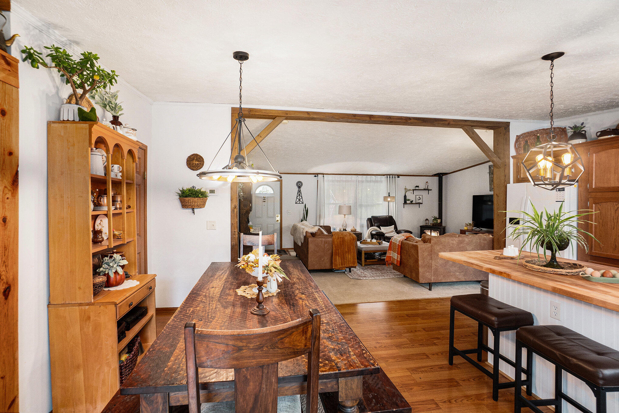 5735 W 100th Street
