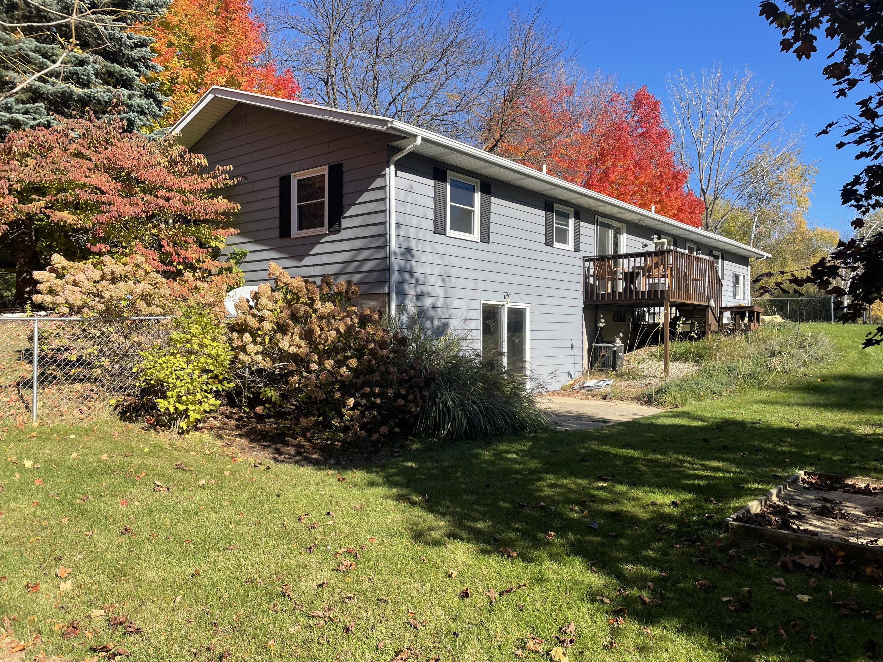 7360 W Orchard Circle
