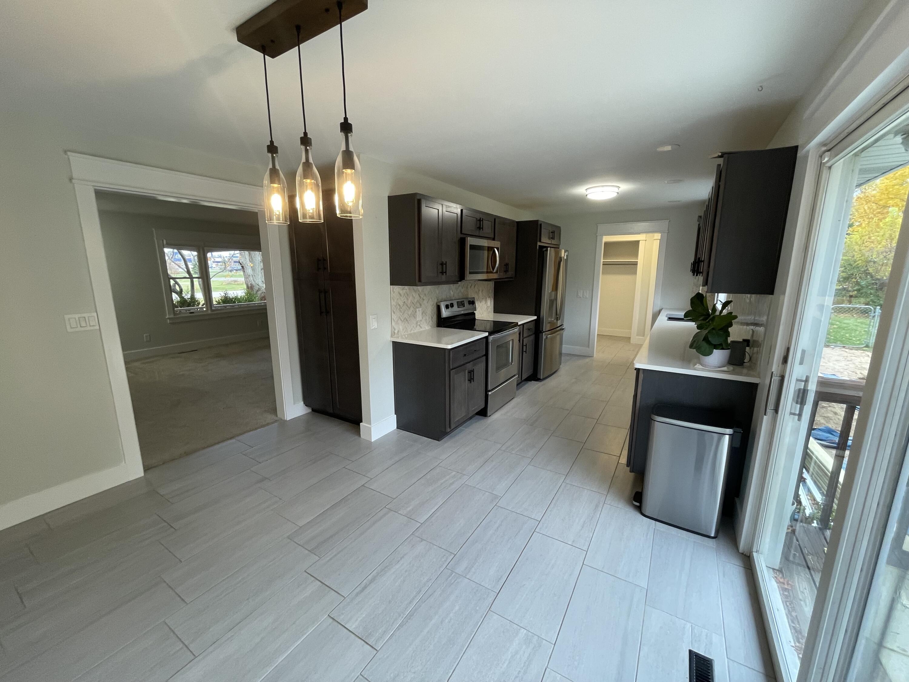 7360 W Orchard Circle