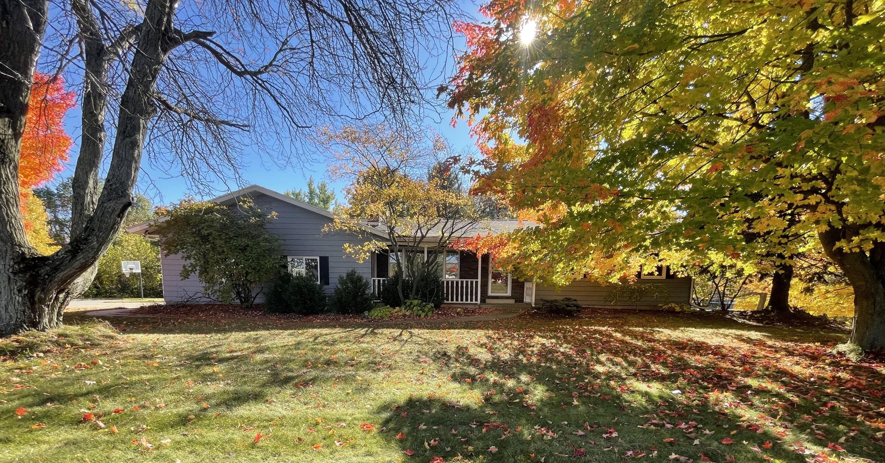 7360 W Orchard Circle