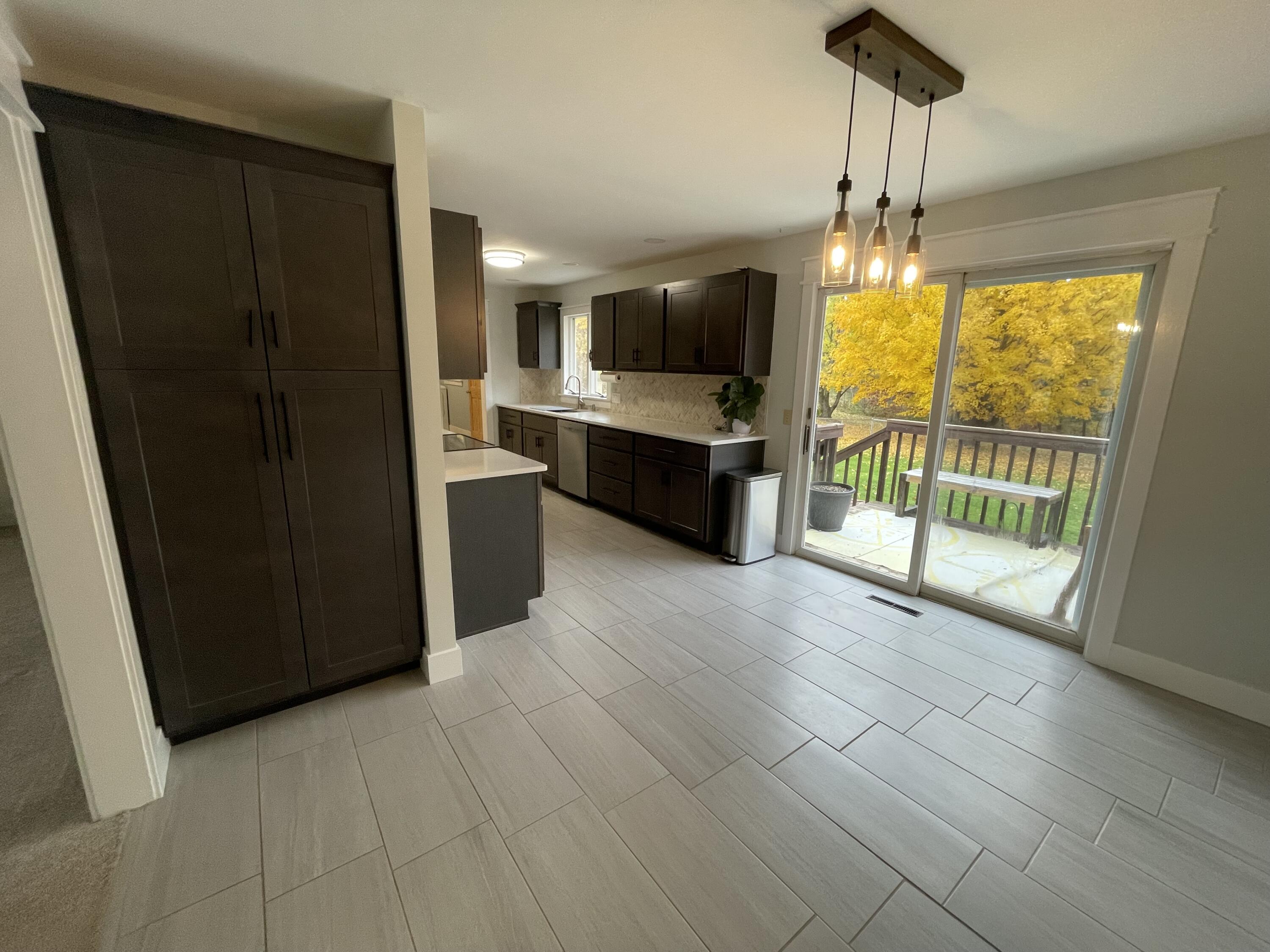 7360 W Orchard Circle