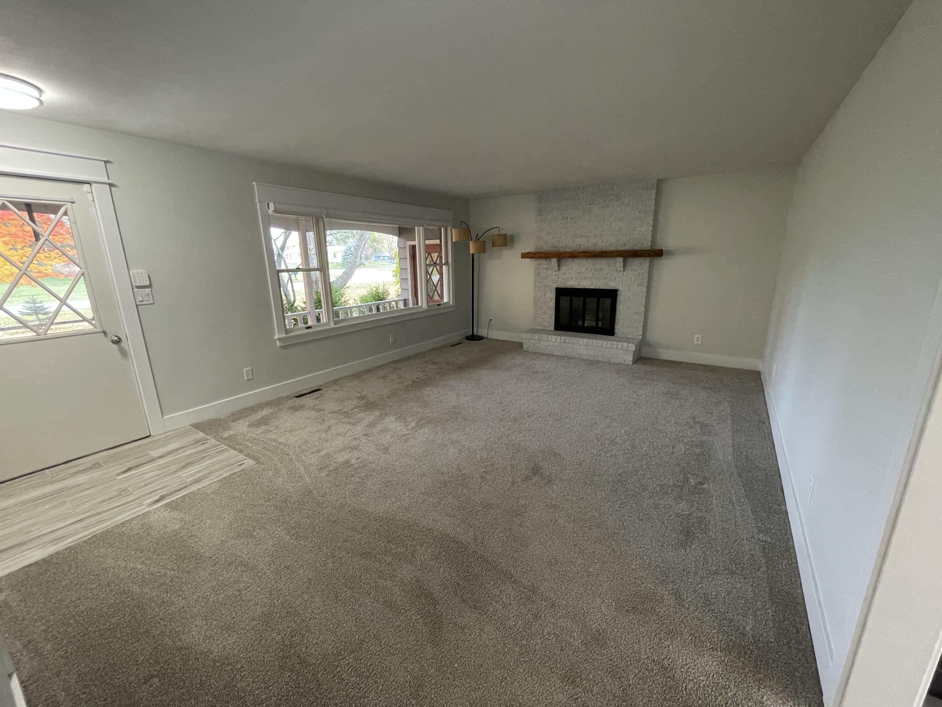 7360 W Orchard Circle