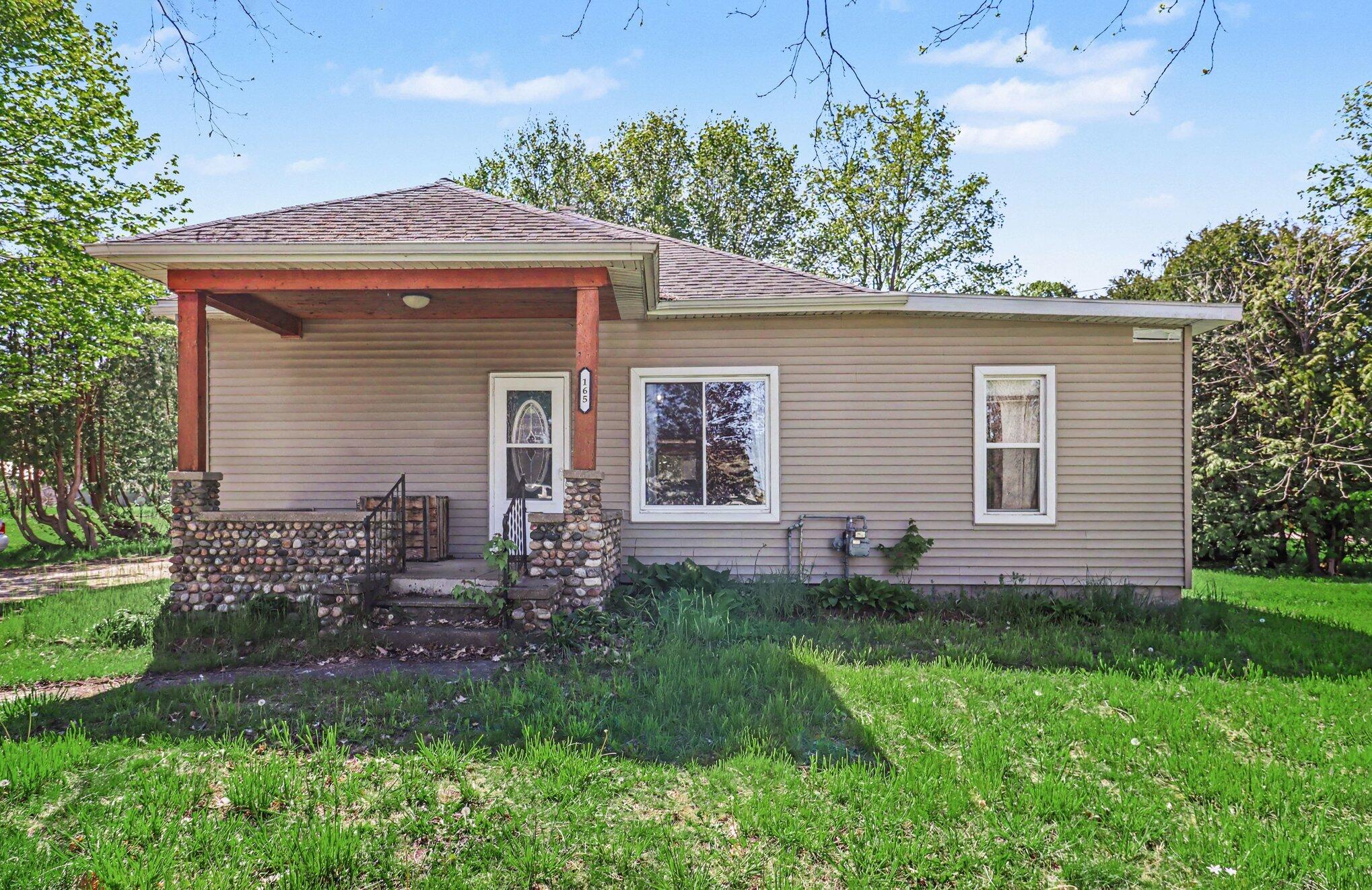 165 S Elm Street