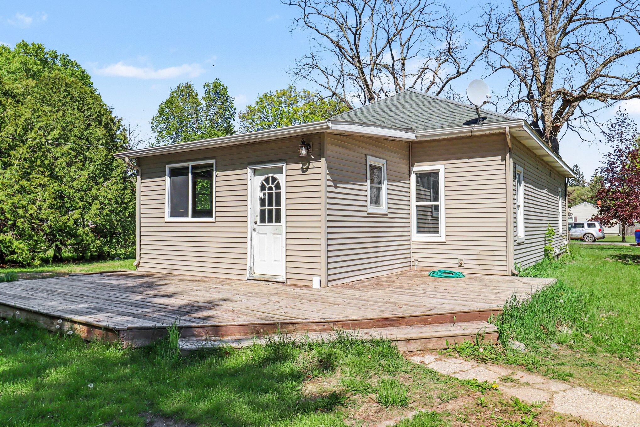 165 S Elm Street