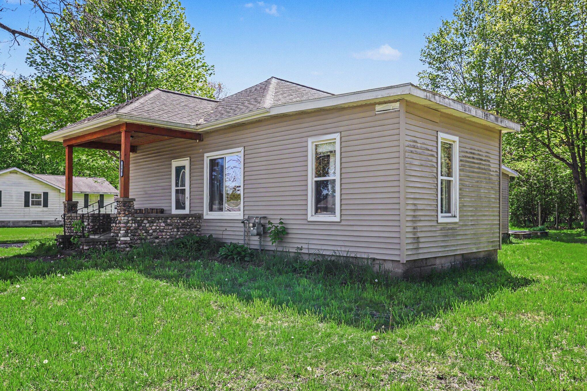 165 S Elm Street