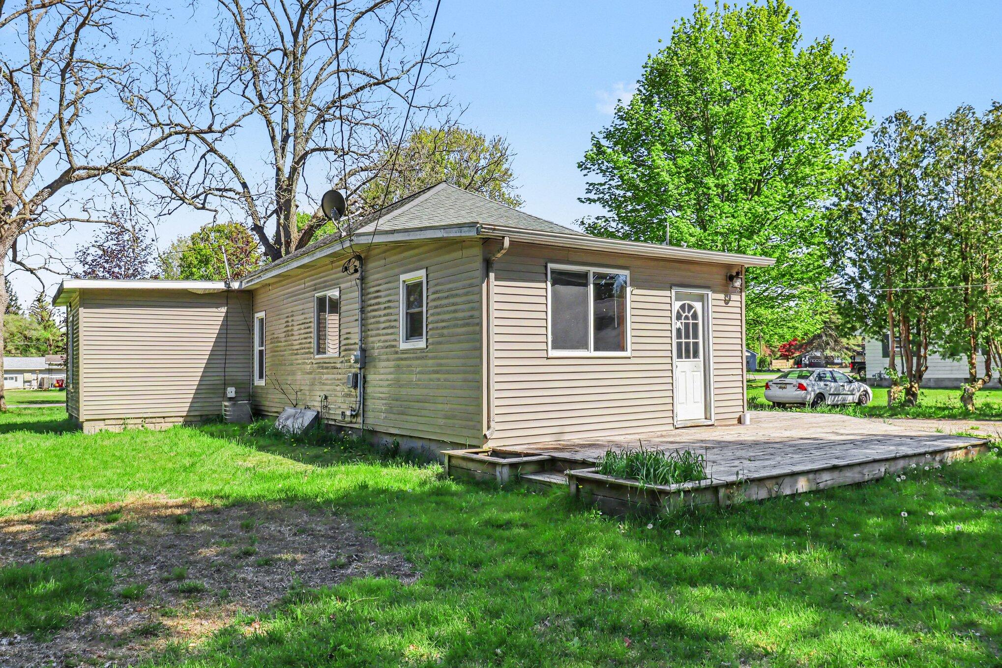 165 S Elm Street