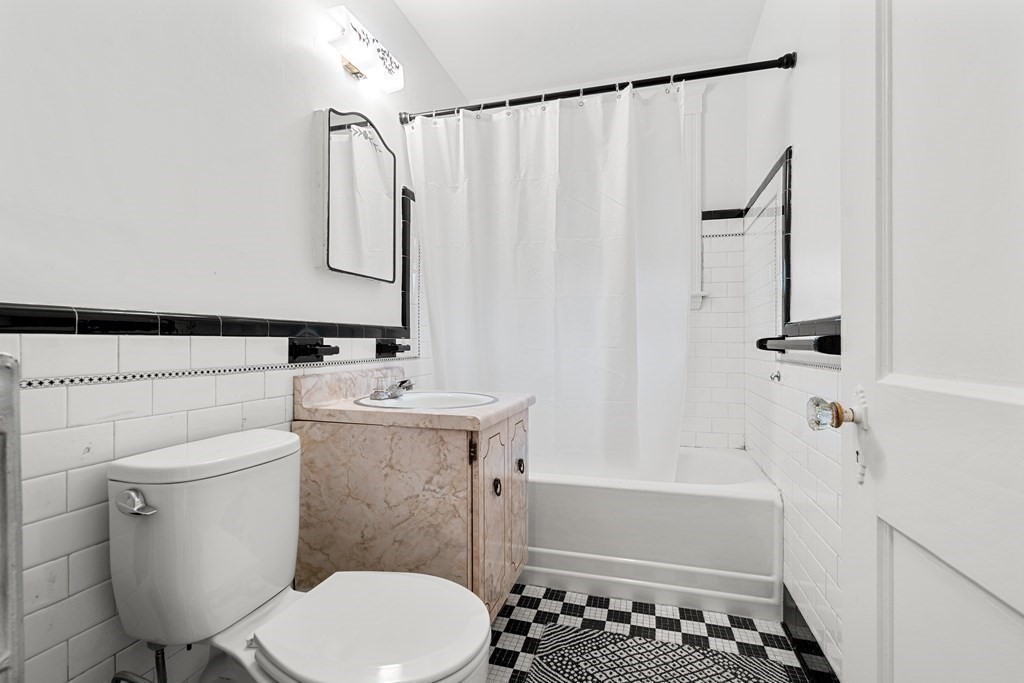17-19 Ridgemont St