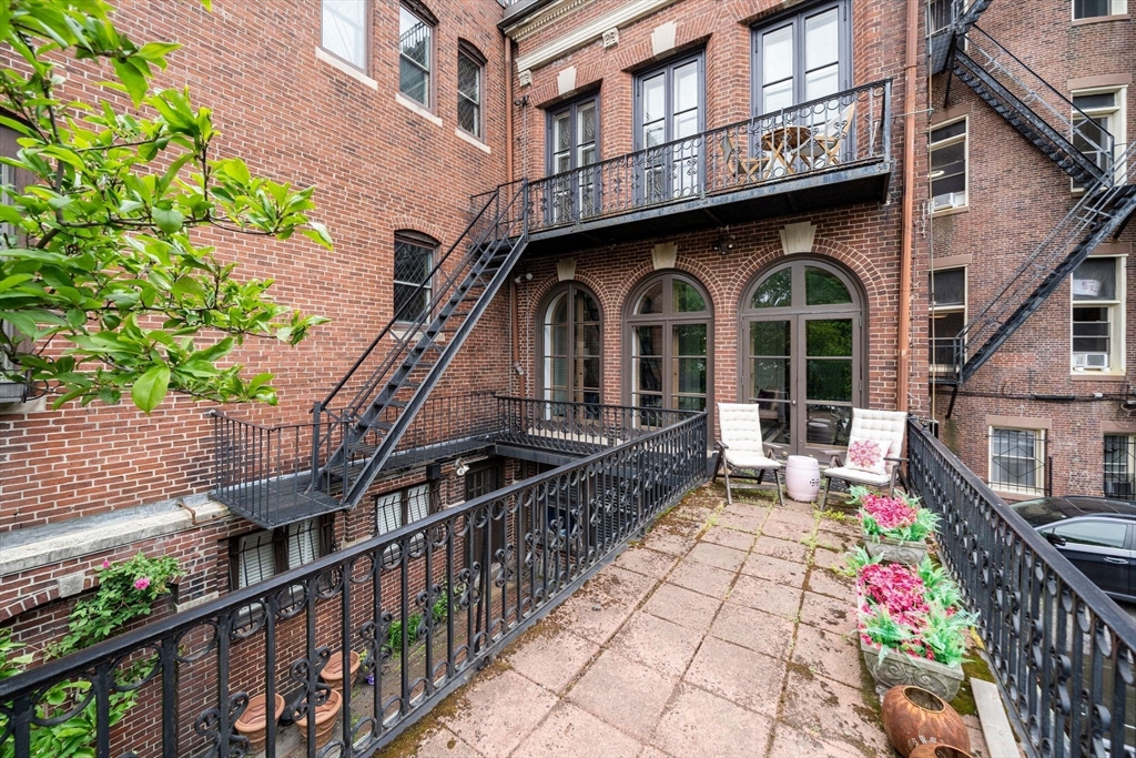 260 Beacon # 4