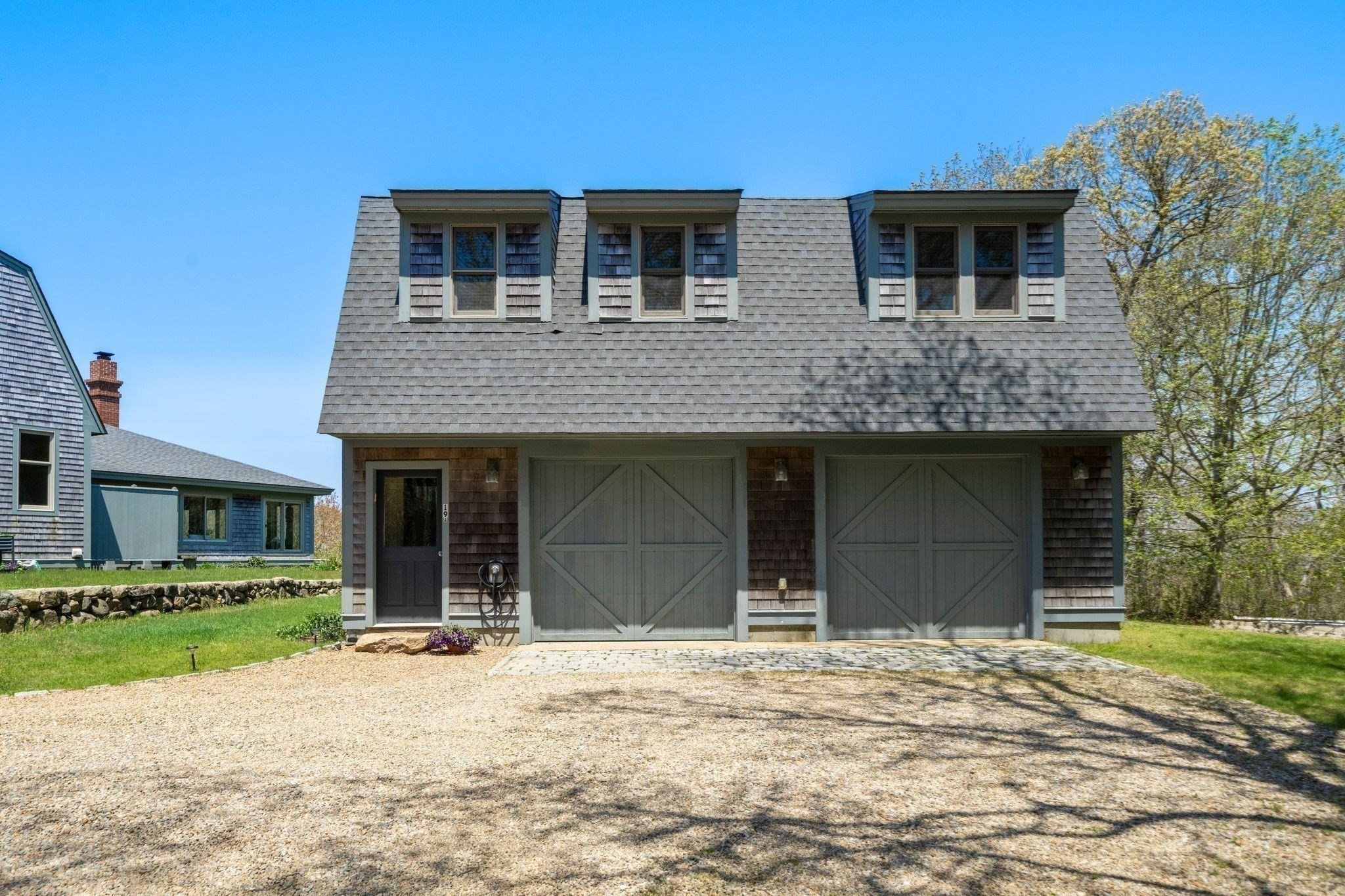 19 Locust Ln