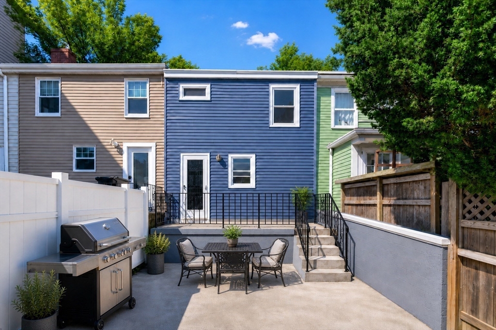 31 Everett St