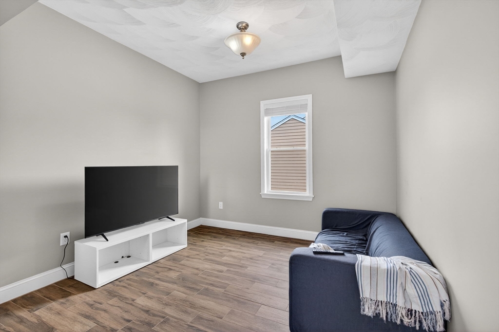 41 Boardman St # 2
