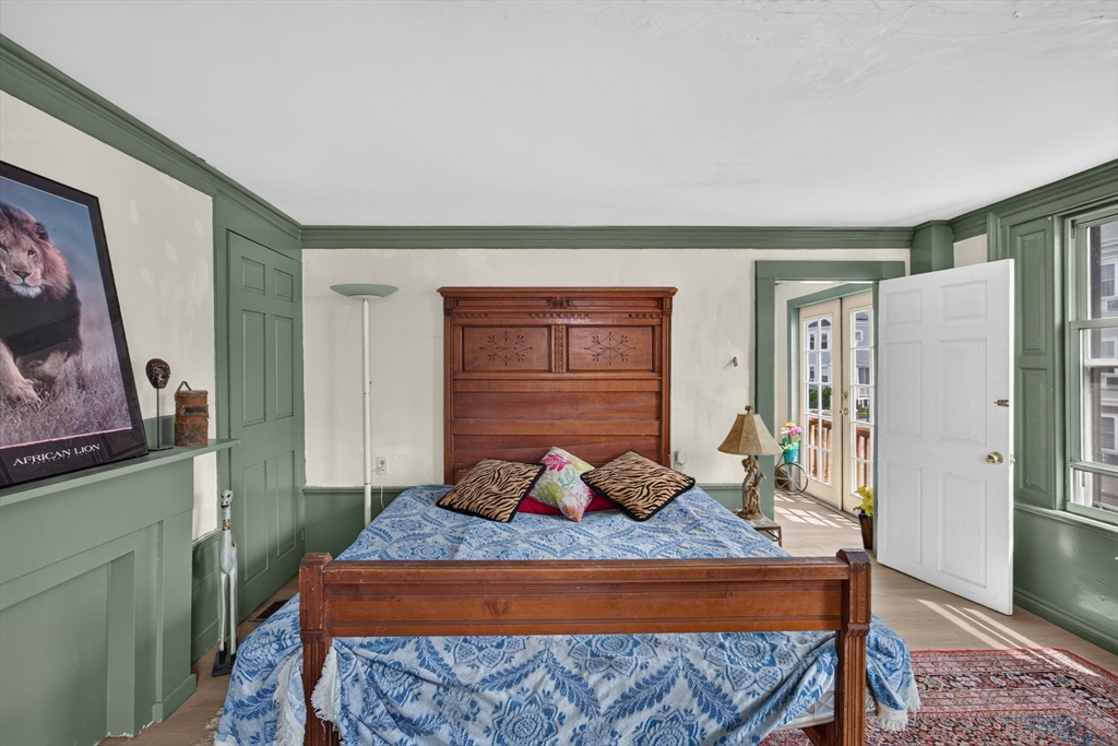 328-330 Cabot St