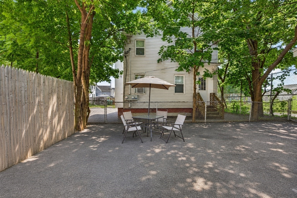 19 Huss Court