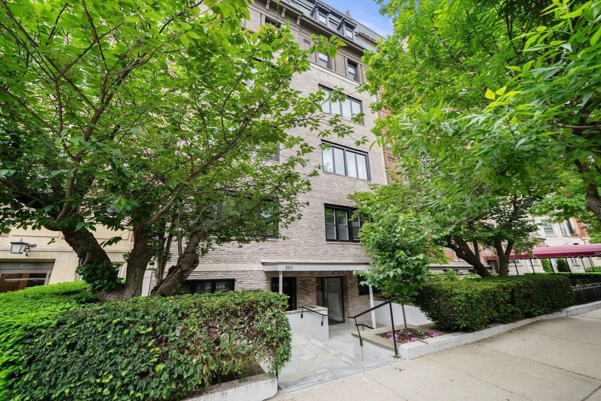260 Beacon # 4