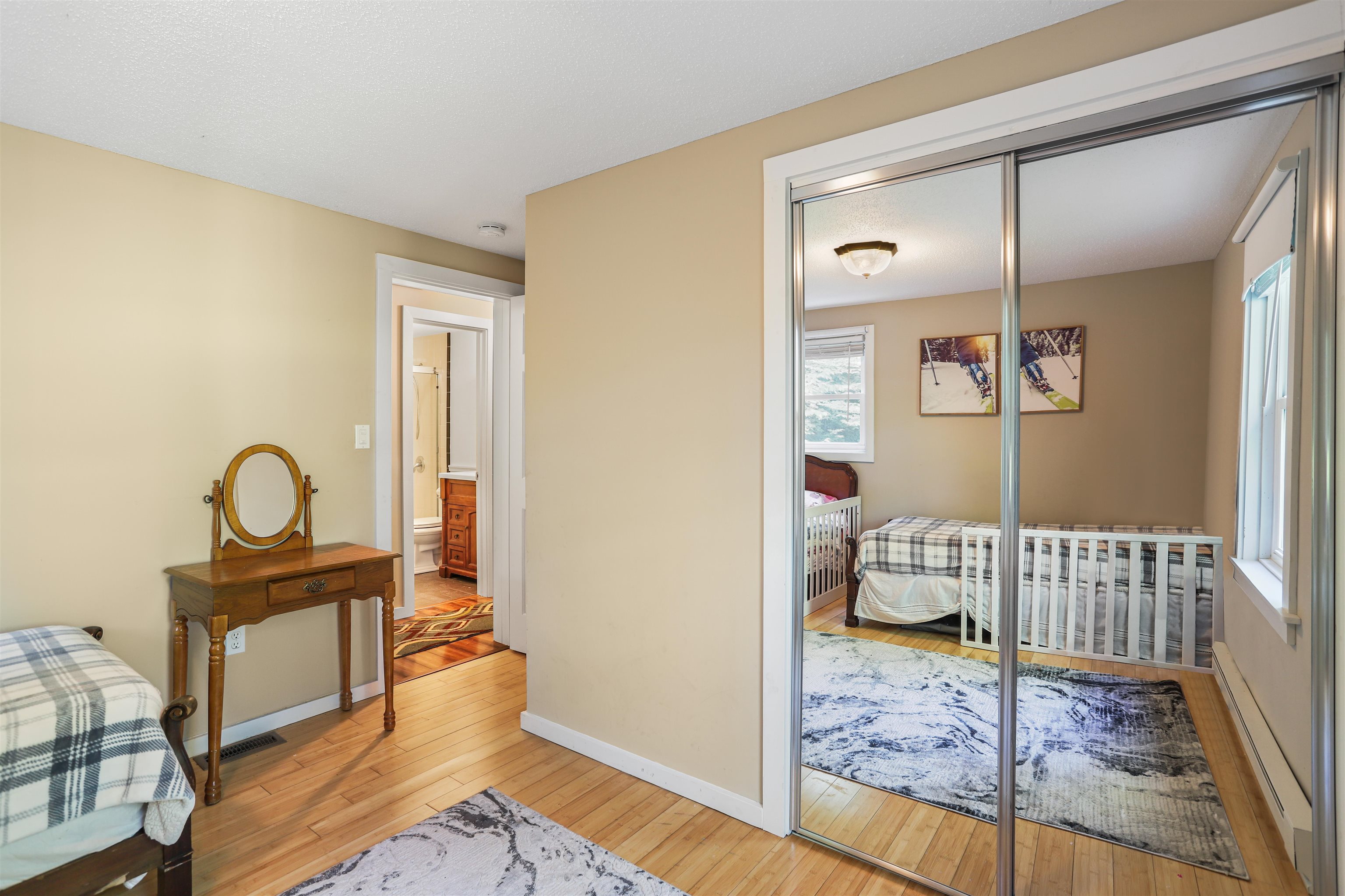 24 Howes Loop Unit: 614 A