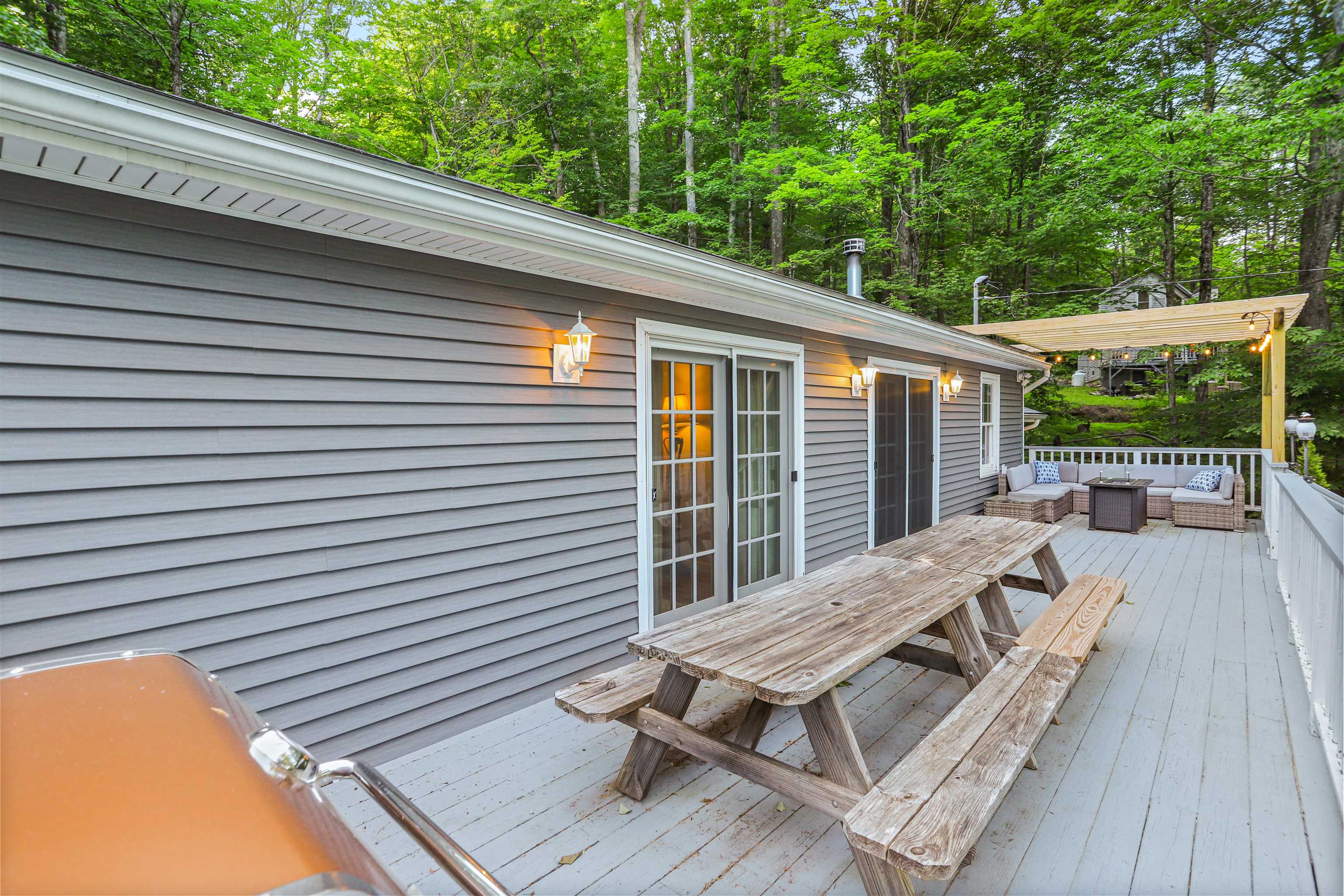 24 Howes Loop Unit: 614 A