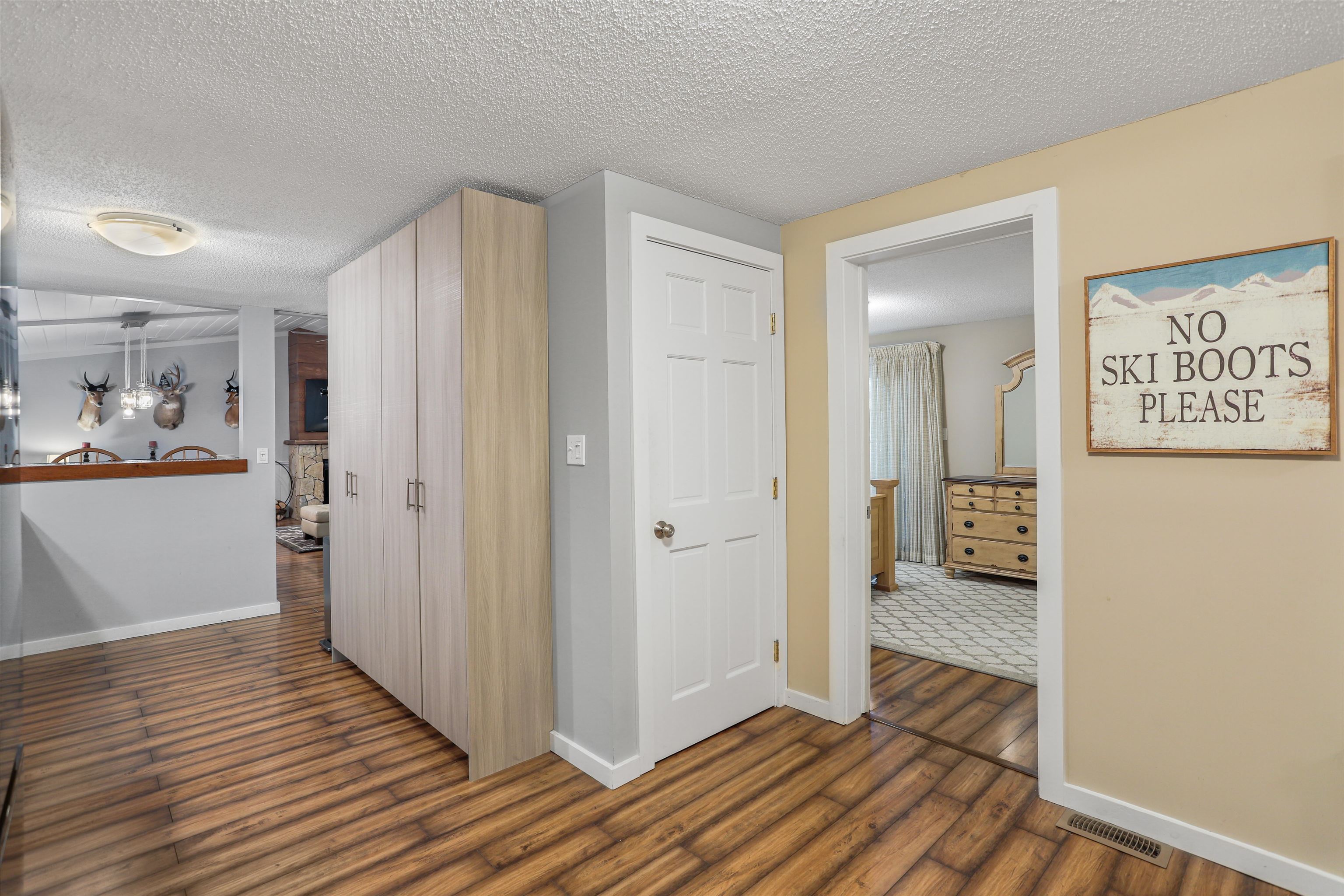 24 Howes Loop Unit: 614 A