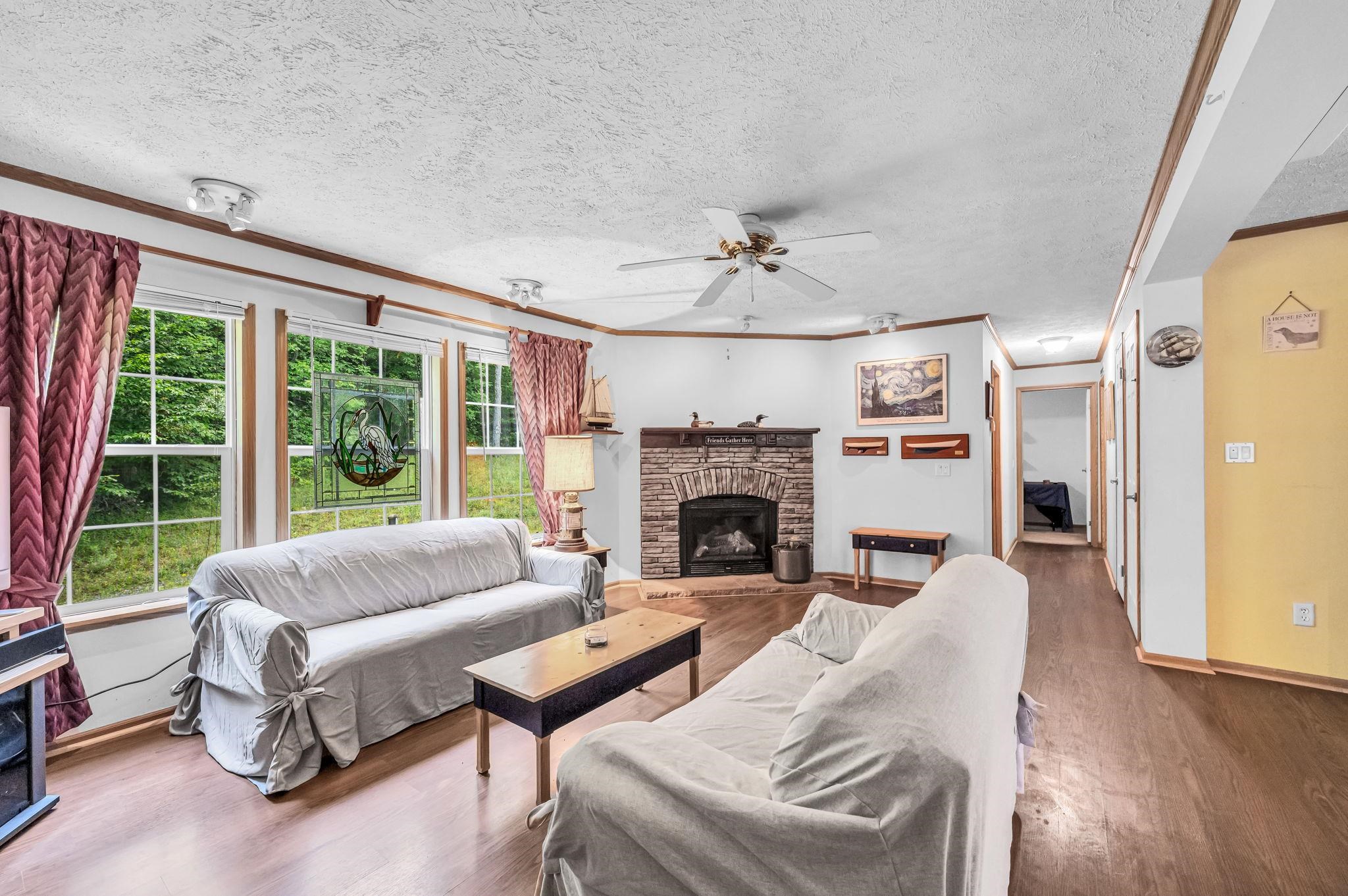 323 Dover Road