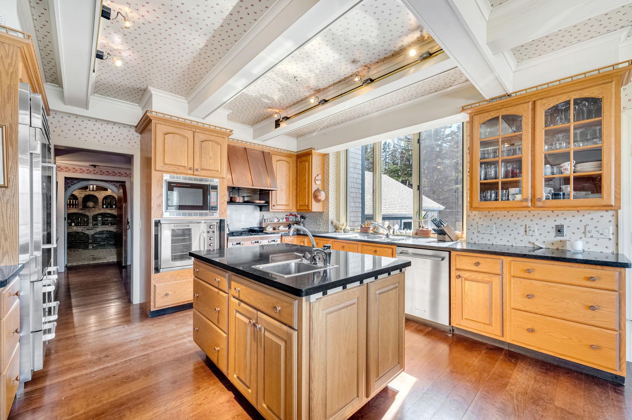 41 Top of the Hill Road