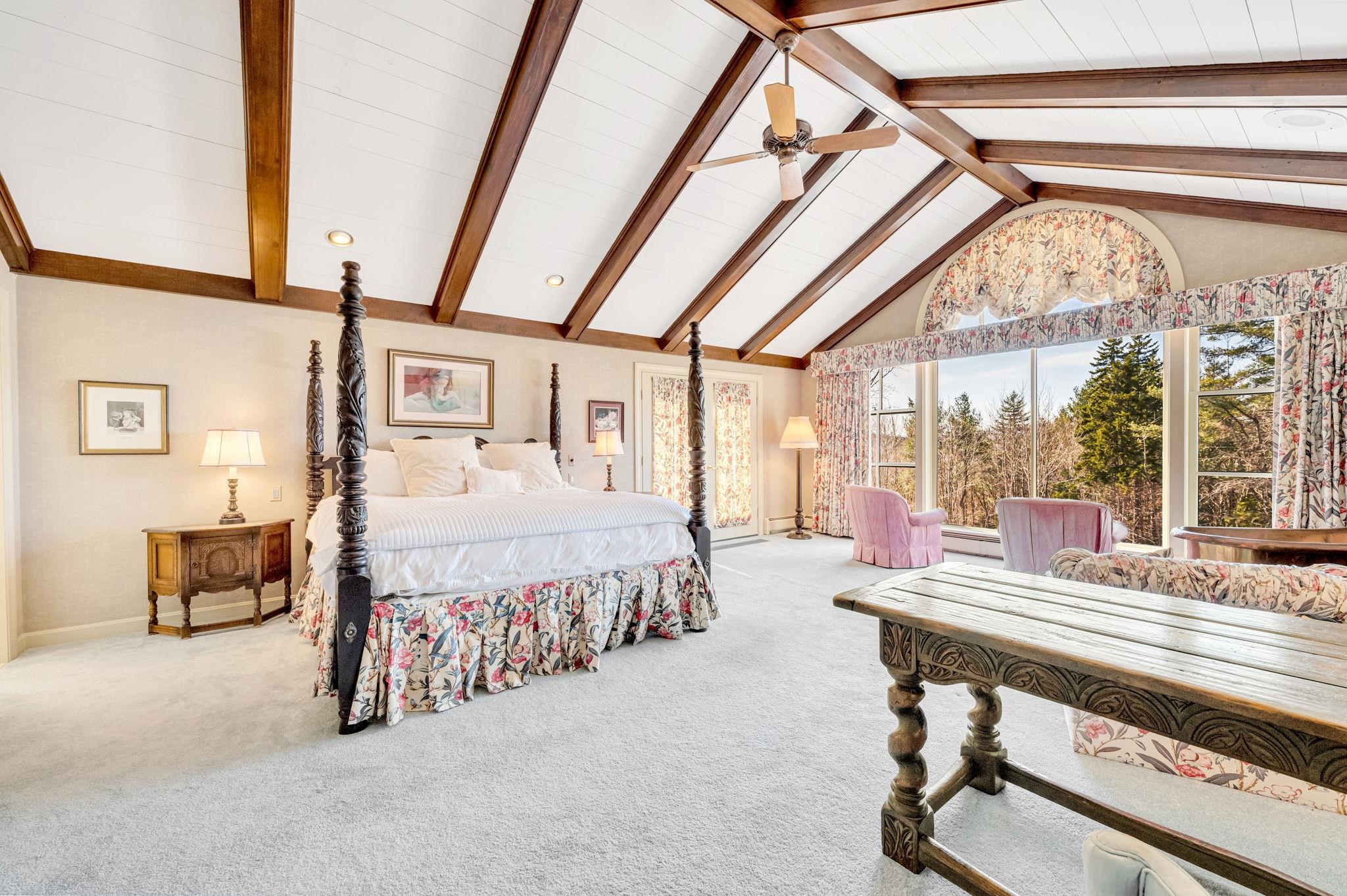 41 Top of the Hill Road