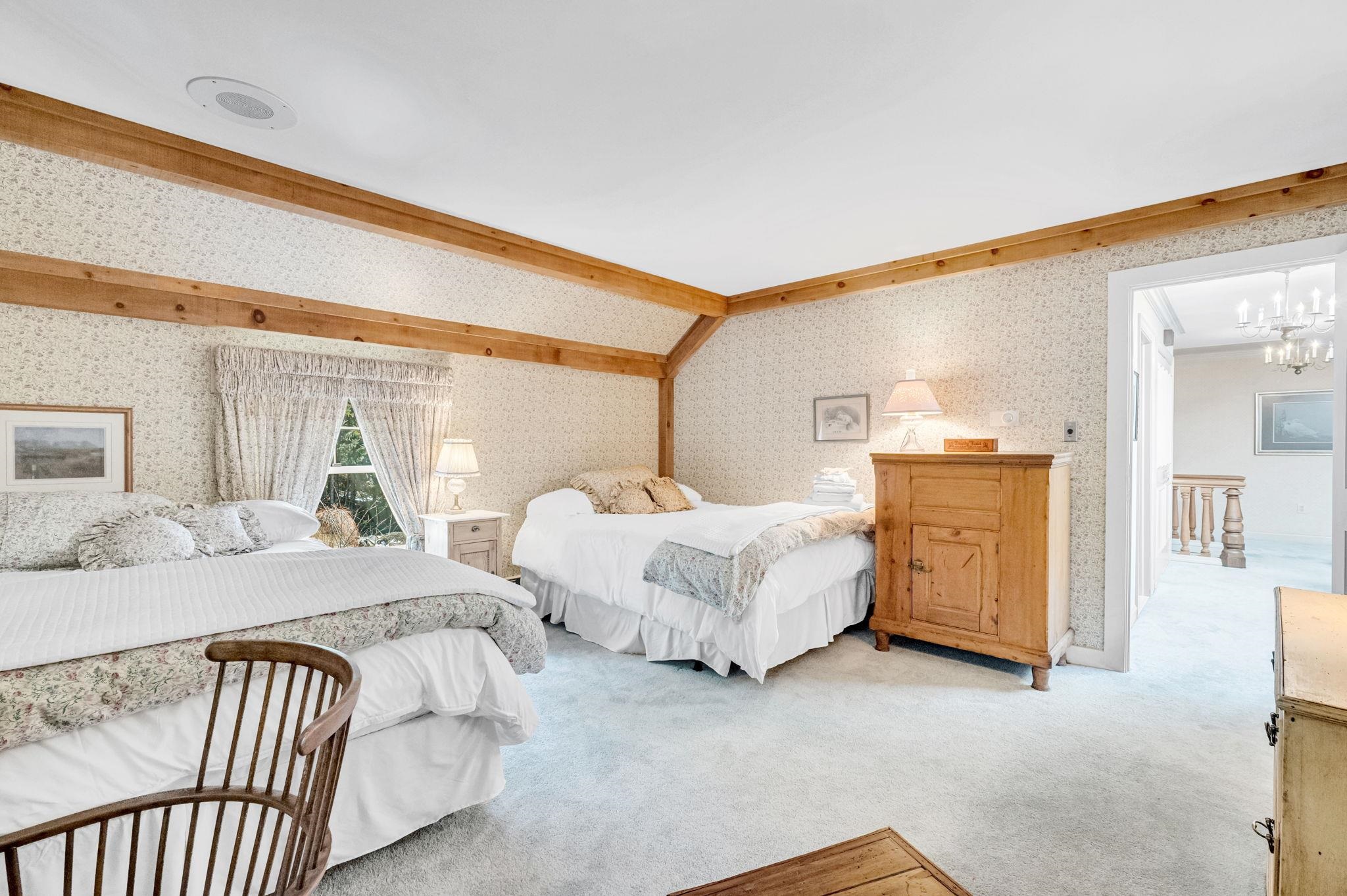 41 Top of the Hill Road