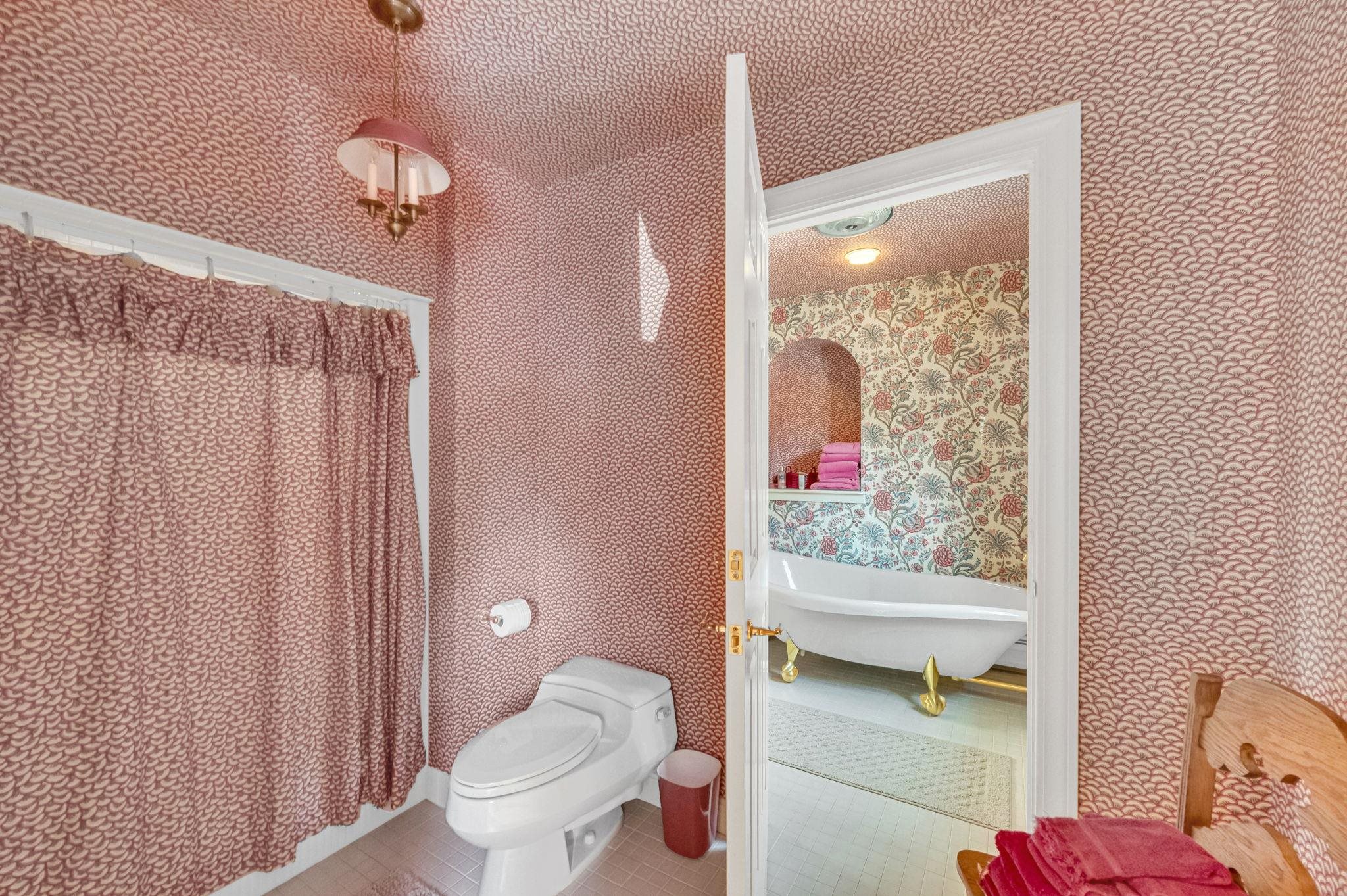 41 Top of the Hill Road