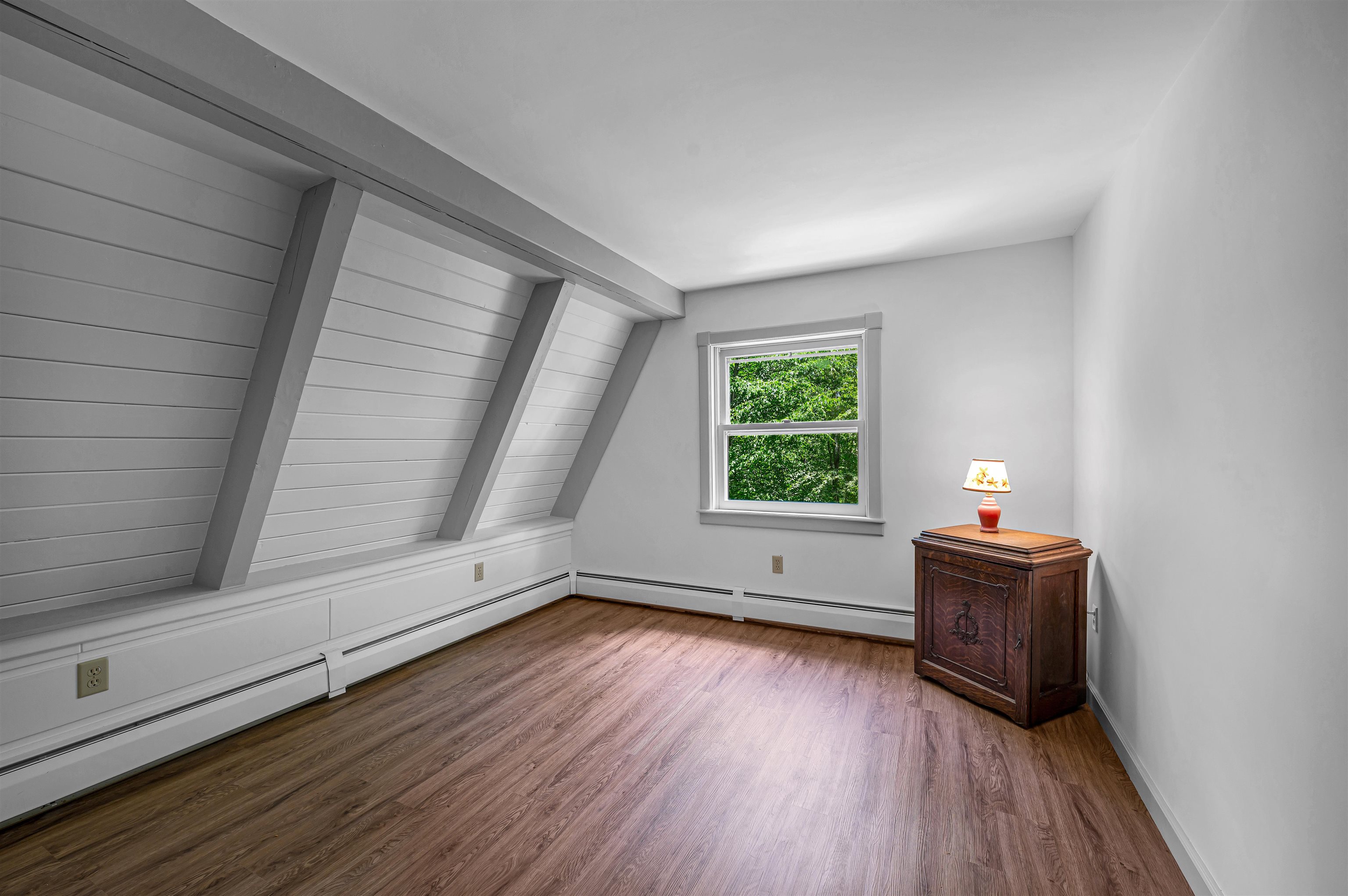 66 Upper Oak Hill Road