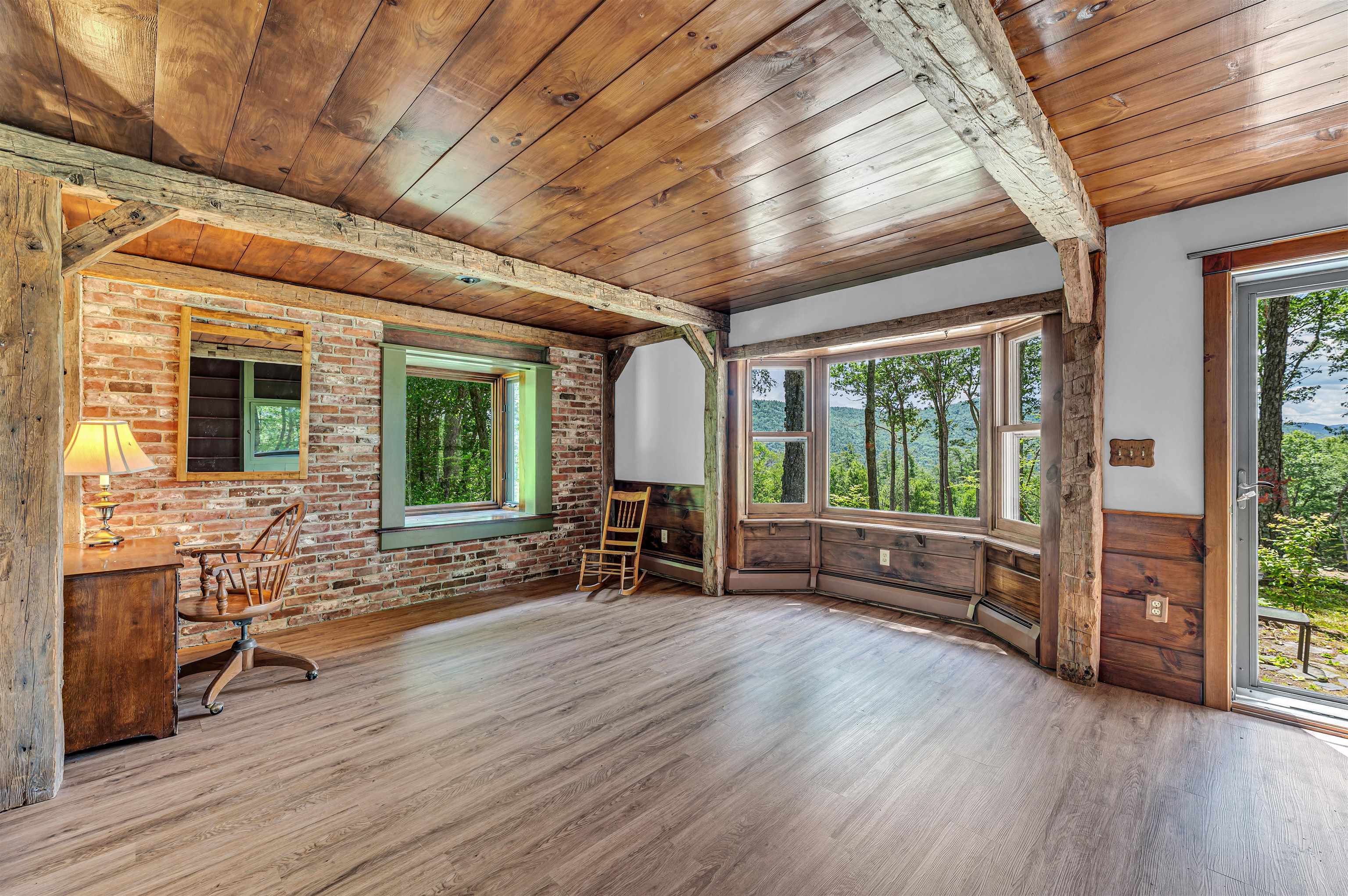 66 Upper Oak Hill Road