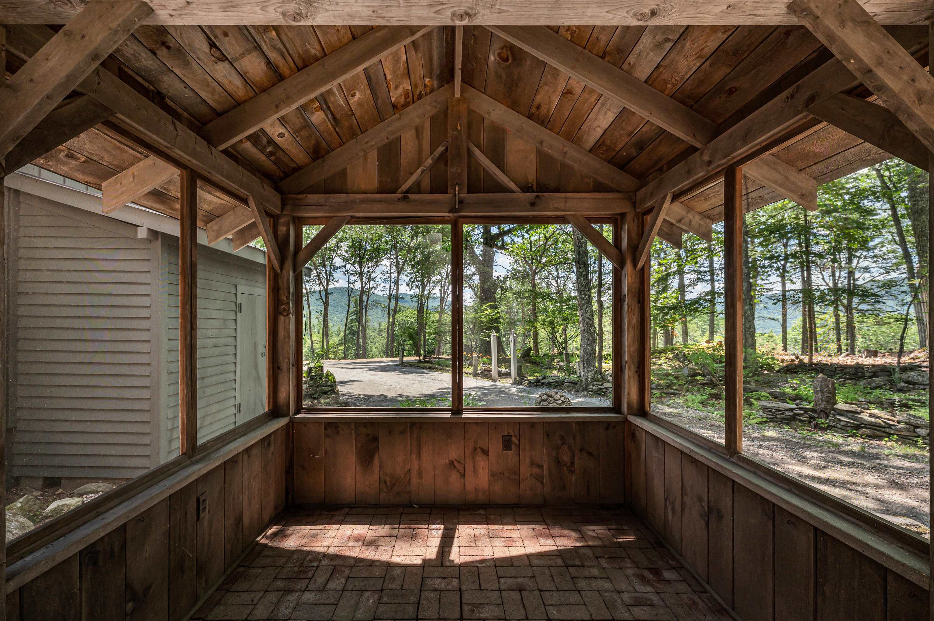 66 Upper Oak Hill Road