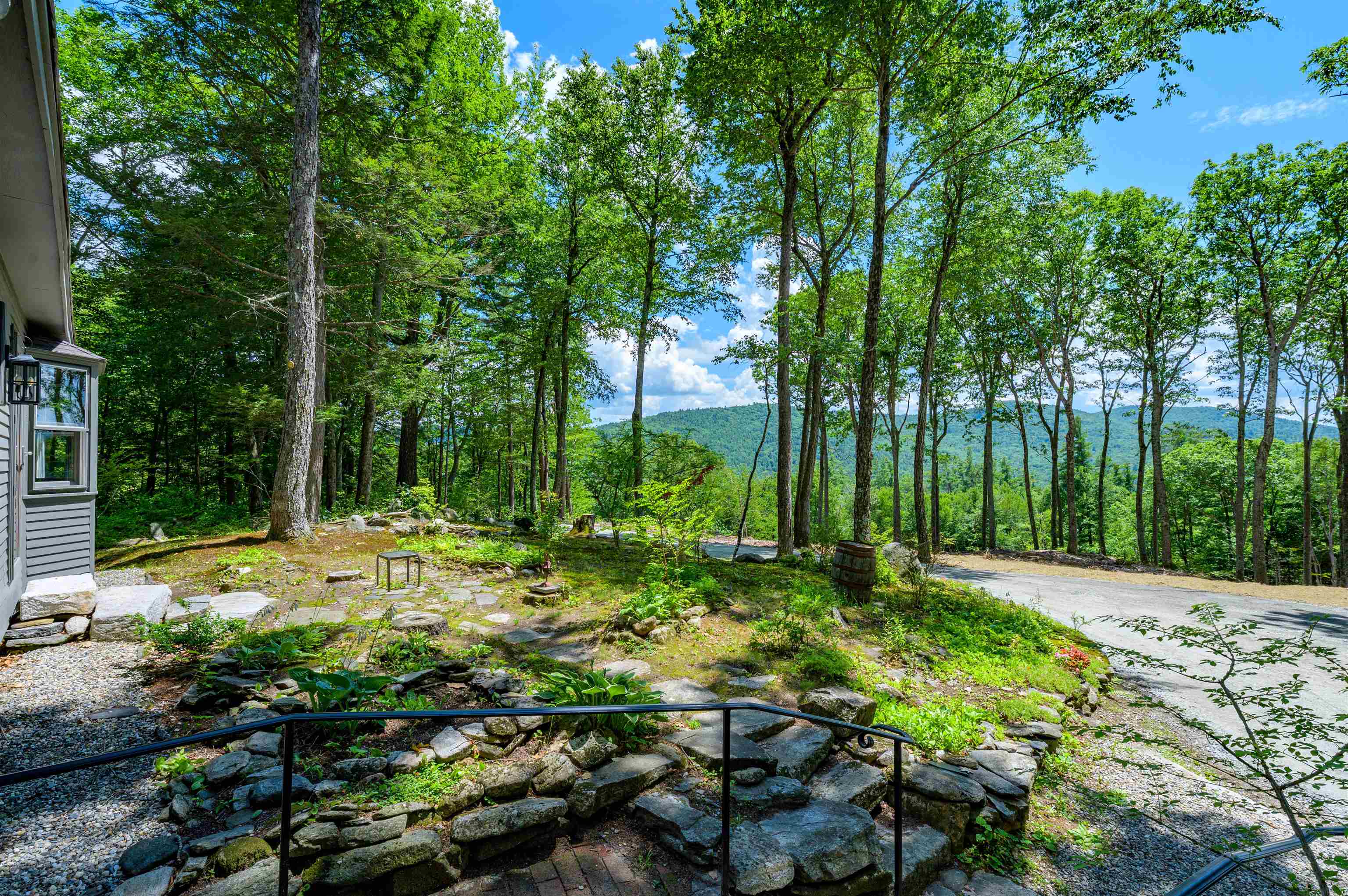66 Upper Oak Hill Road