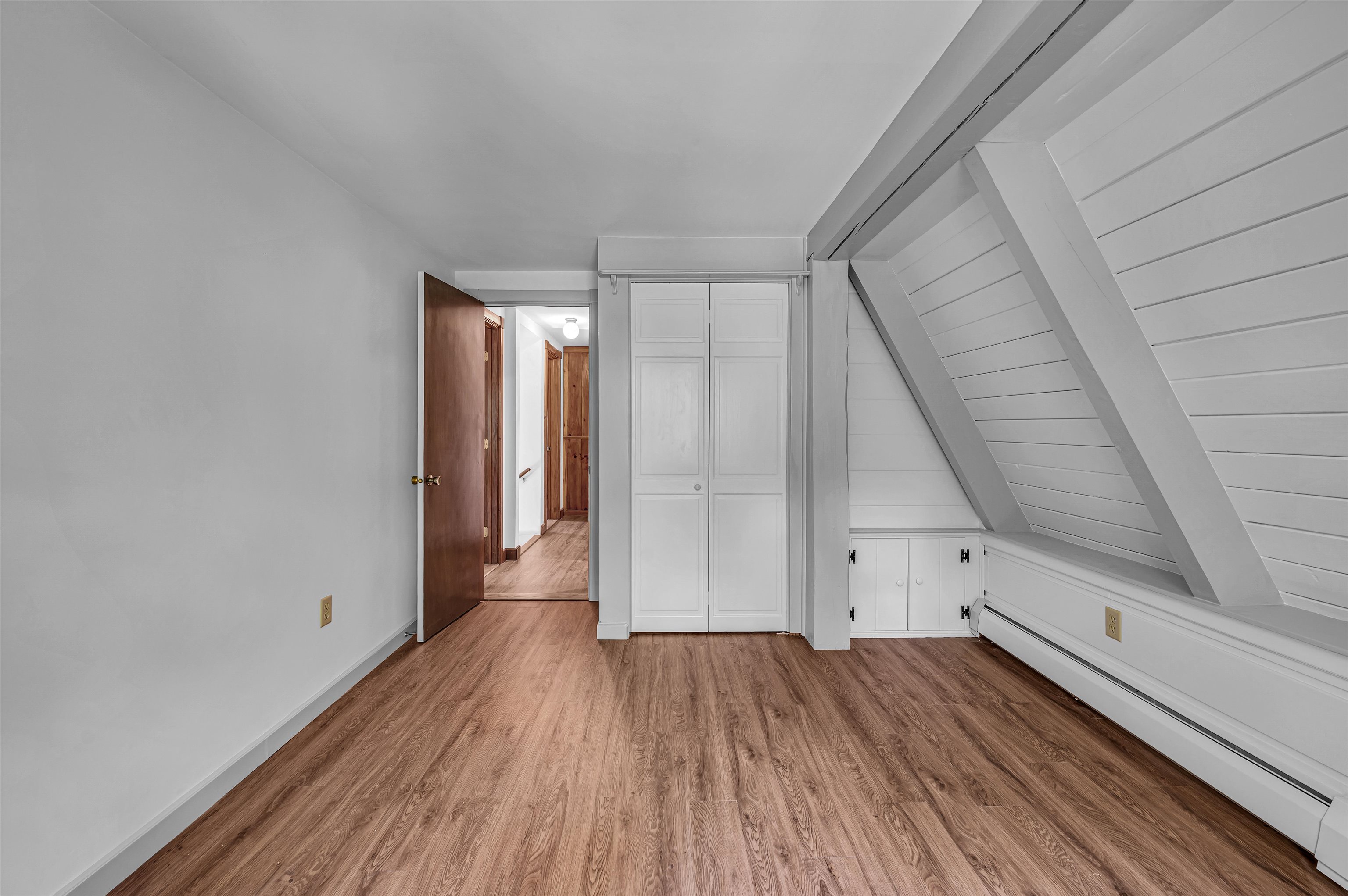 66 Upper Oak Hill Road