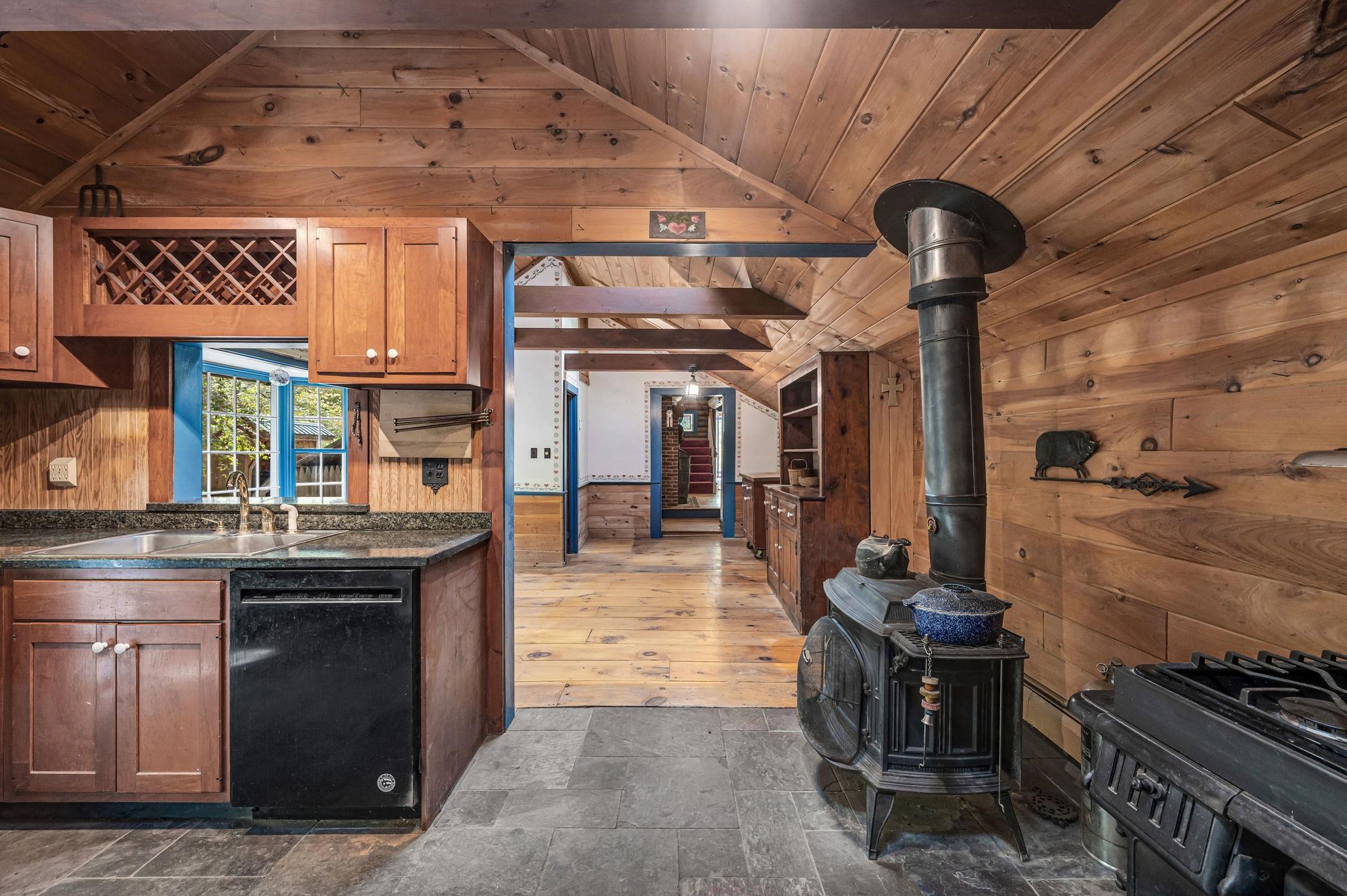 1905 Turkey Mountain Road