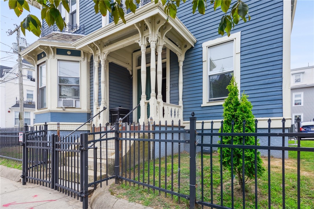 593 Broad Street