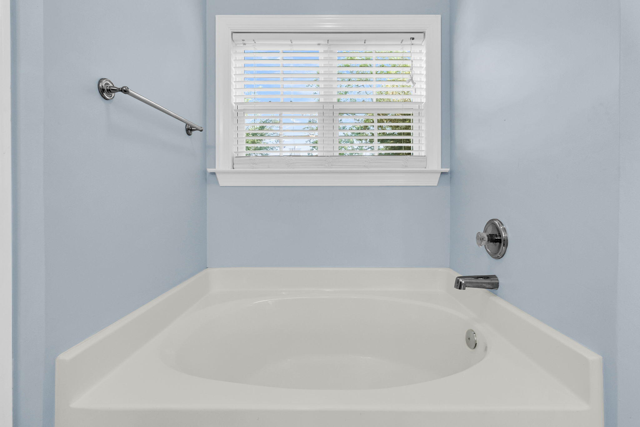 7744 Fayetteville Road