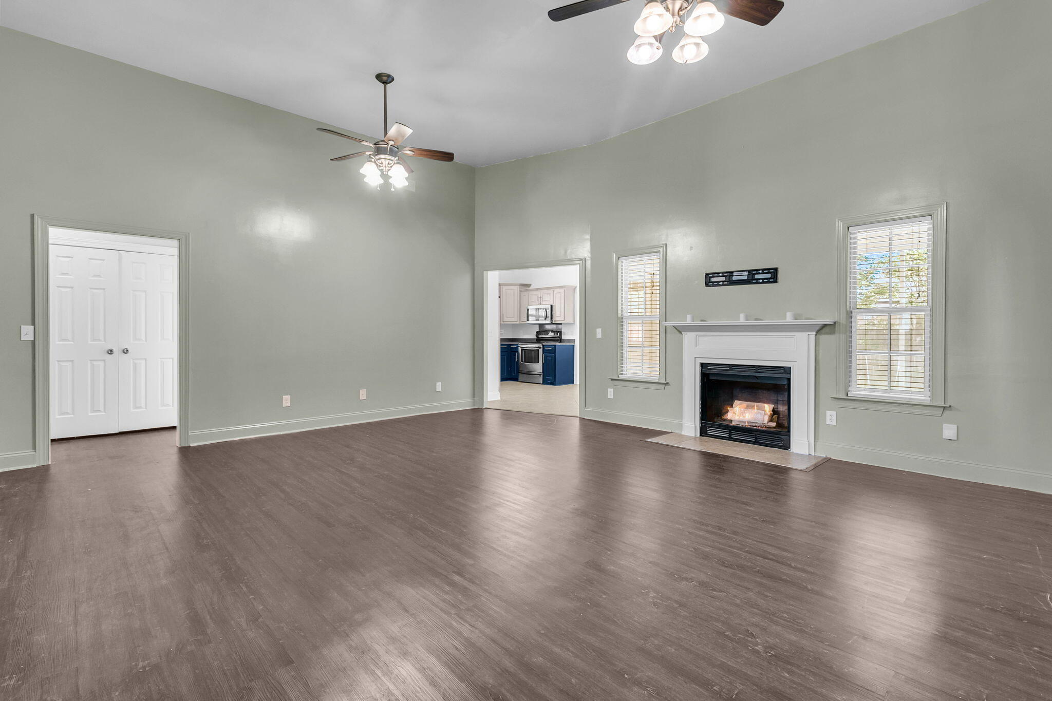 7744 Fayetteville Road