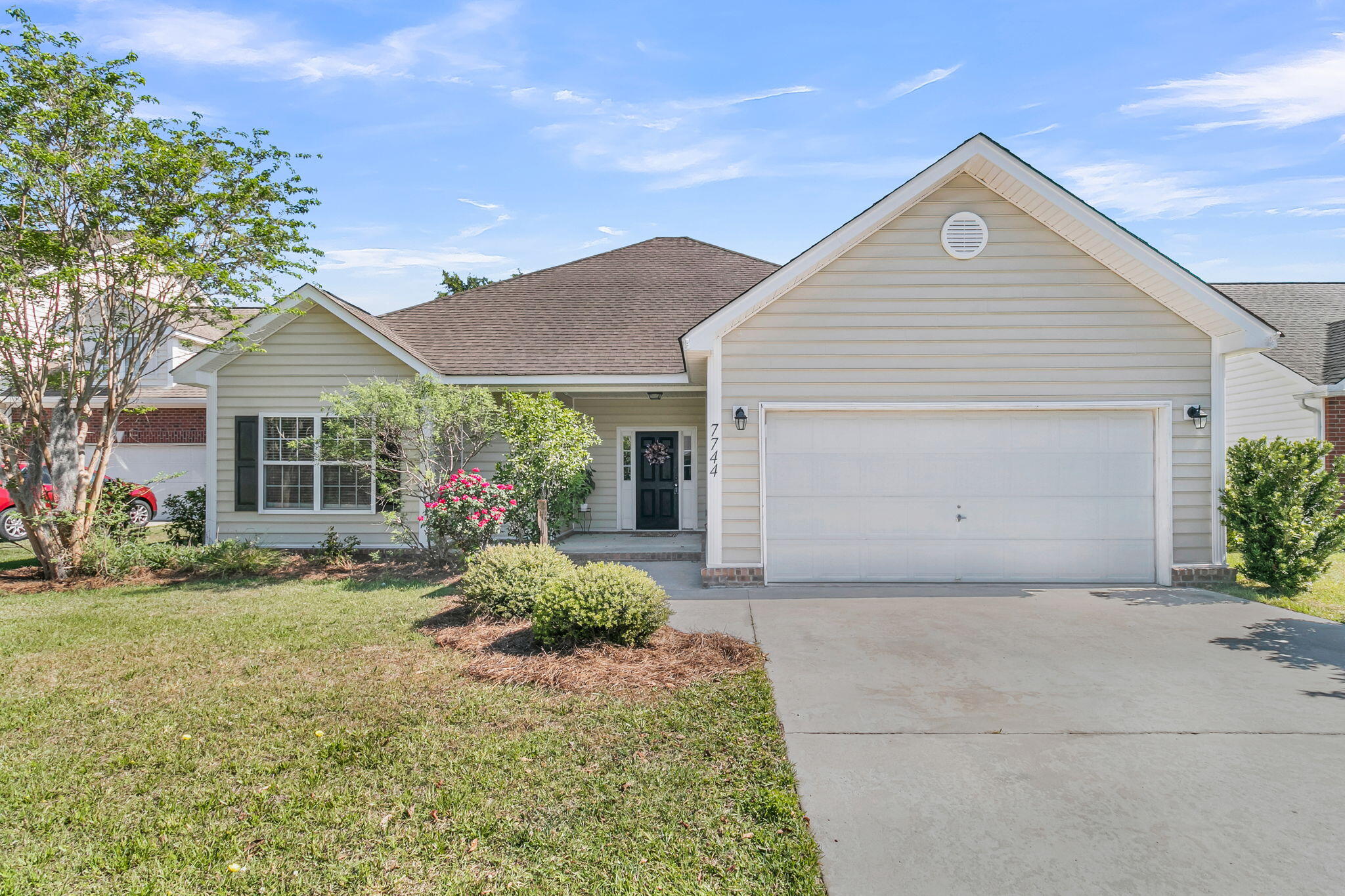 7744 Fayetteville Road